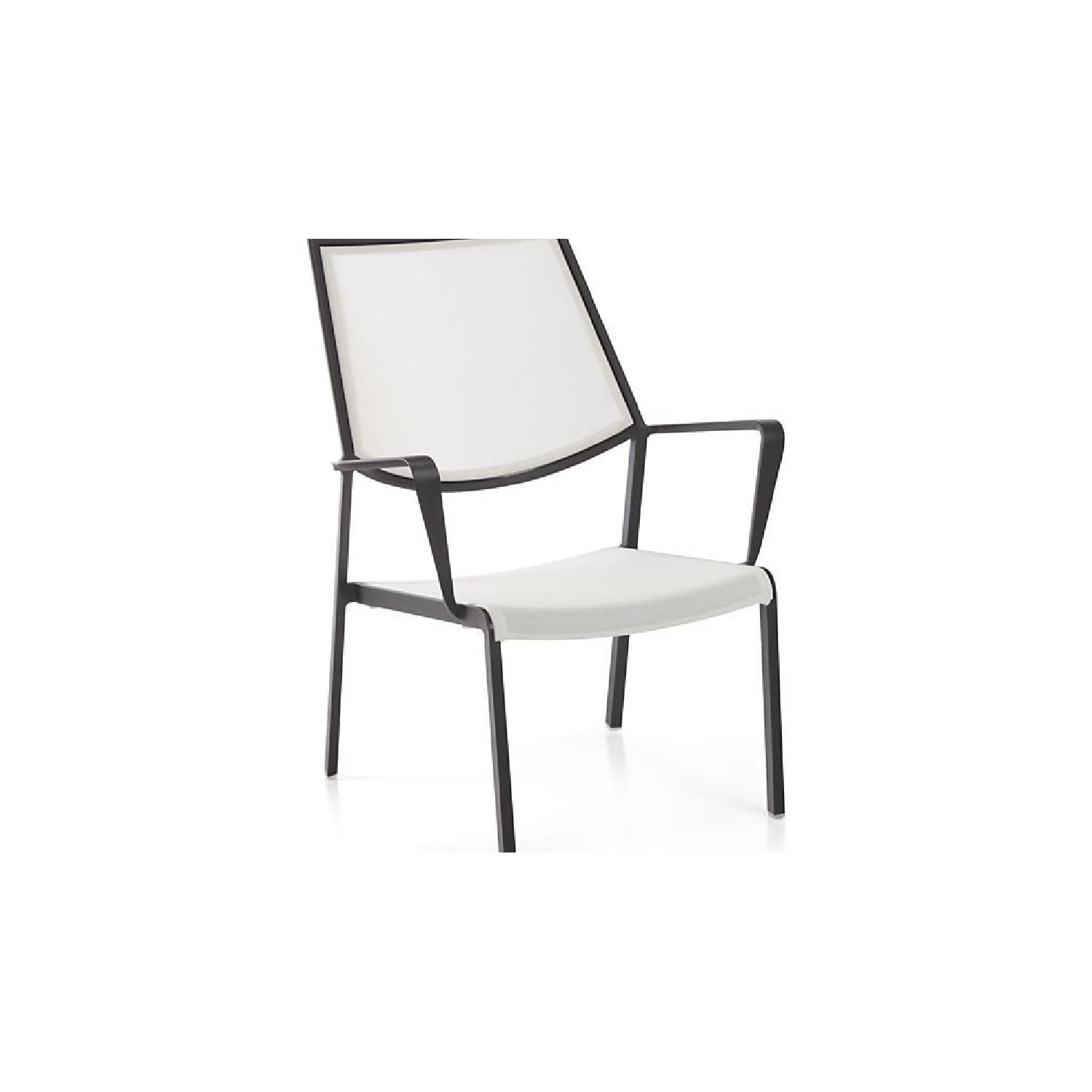 Crate & Barrel Largo White Mesh Outdoor/Patio Dining Chairs AptDeco