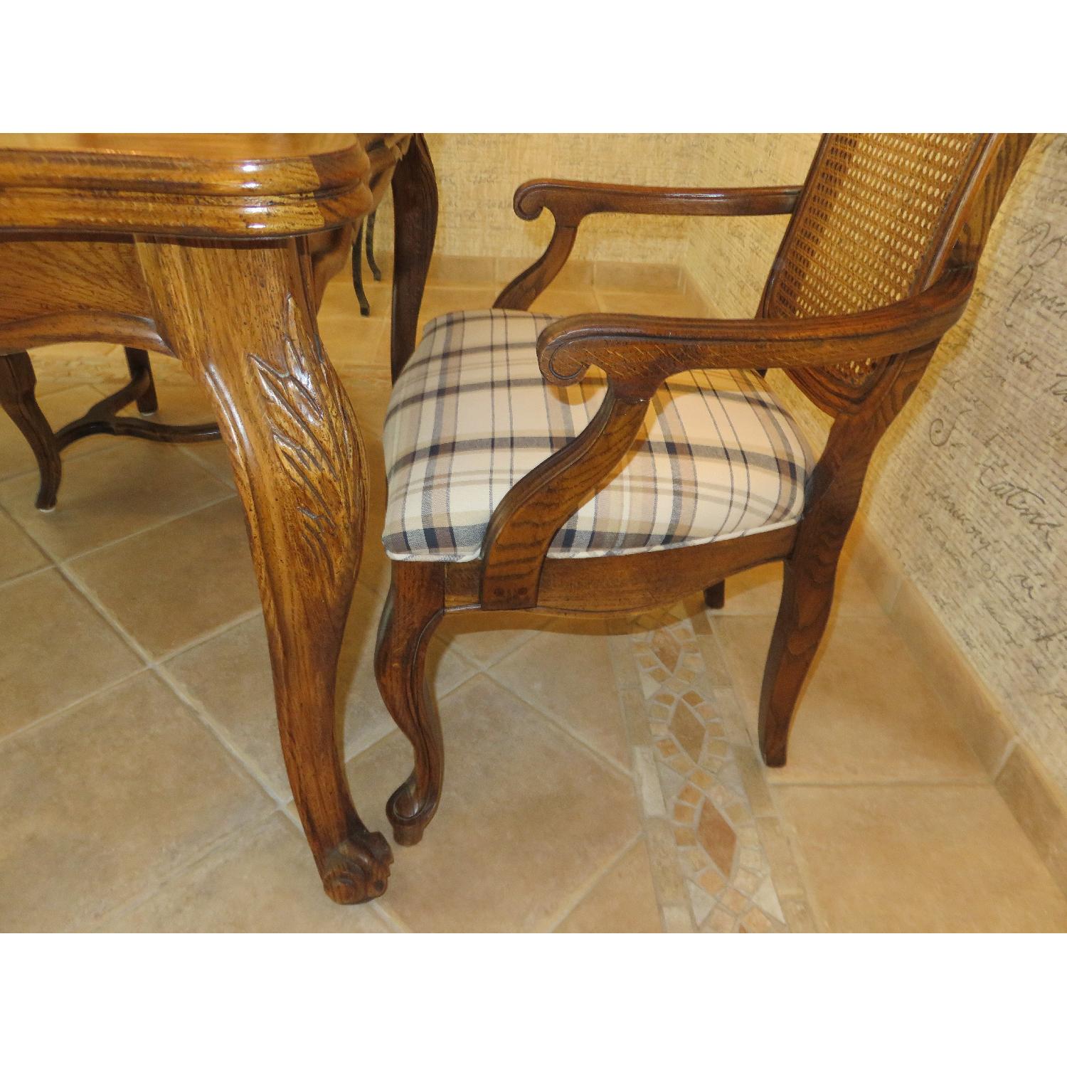 Century Furniture Country French Solid Oak Table w/ 6 Chairs - image-4