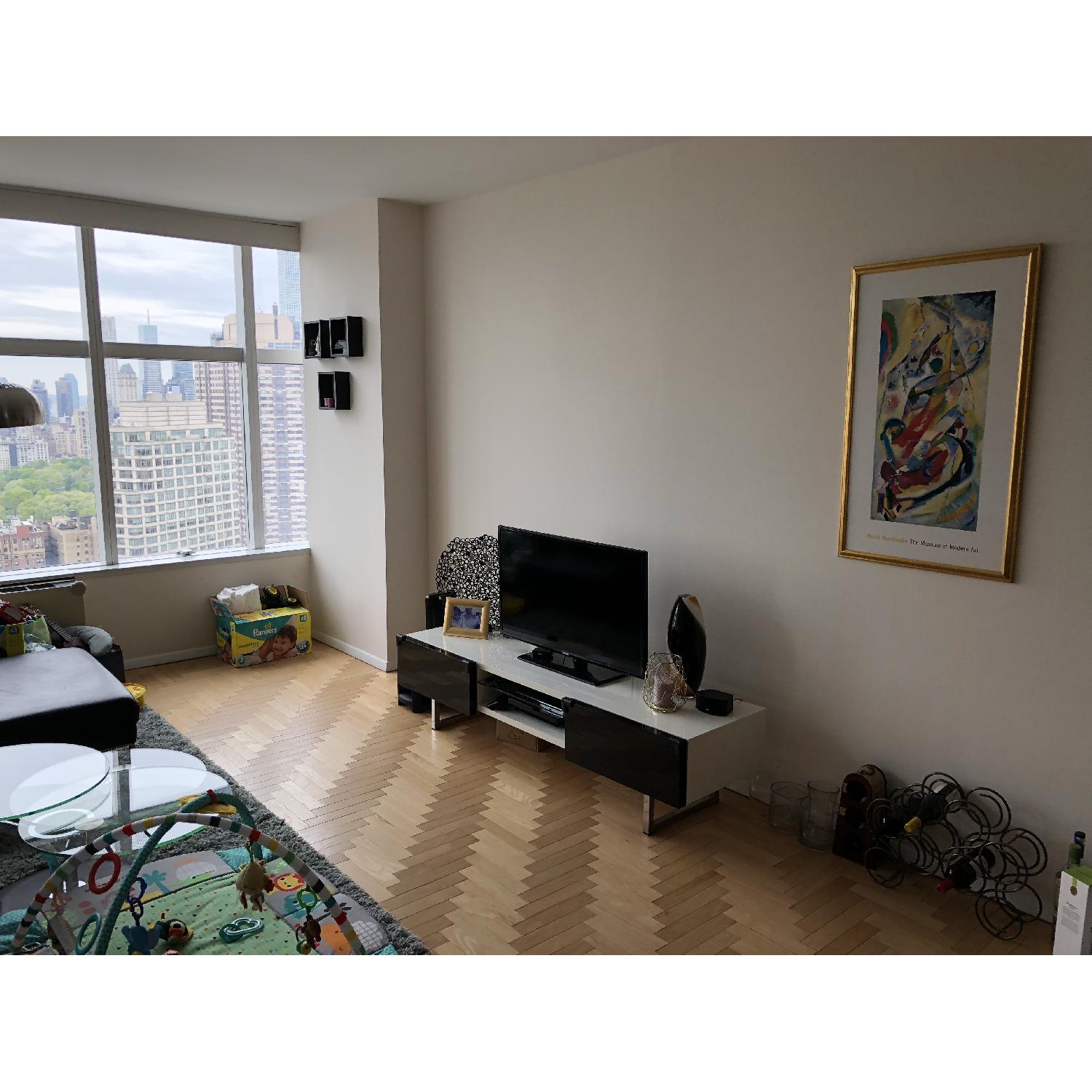 Calligaris TV Stand in White & Black Lacquer - image-1