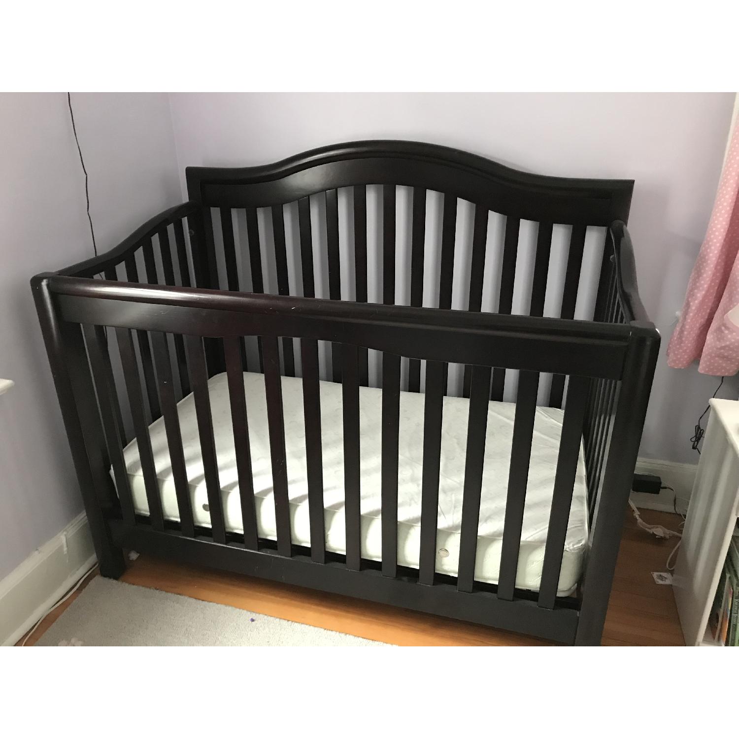 Sorelle Espresso Crib w/ Toddler Bed Conversion Kit - image-4