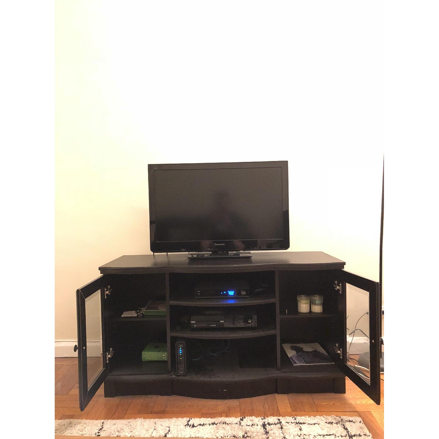 TV Media Display Unit AptDeco