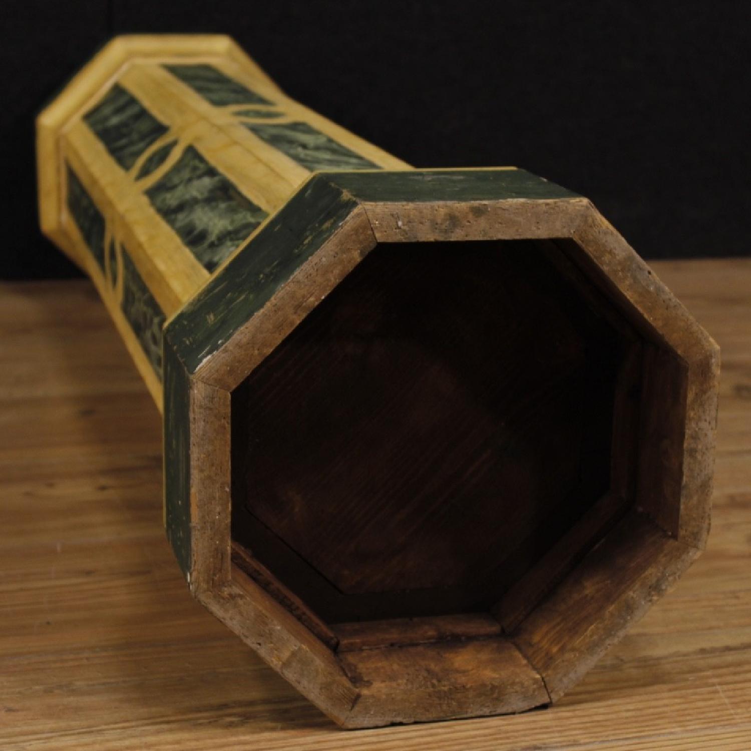 Italian Columns in Carved & Lacquered Wood - image-6