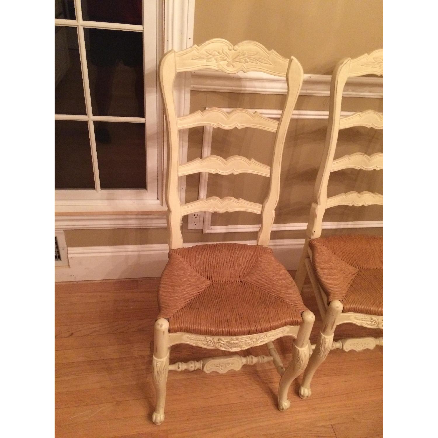 Habersham Expandable Dining Table w/ 4 Chairs - AptDeco
