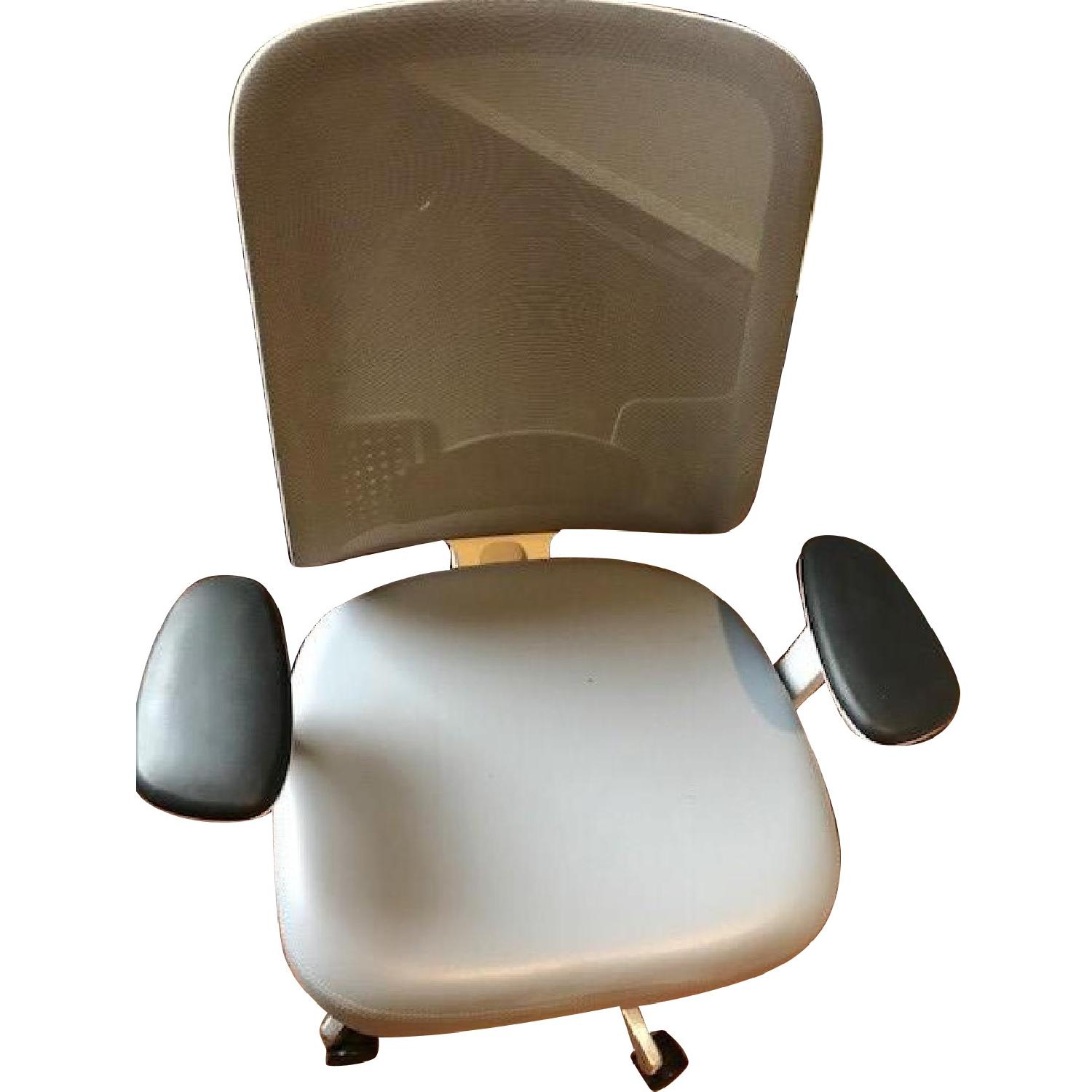 Teknion Projek Office Chair - image-0