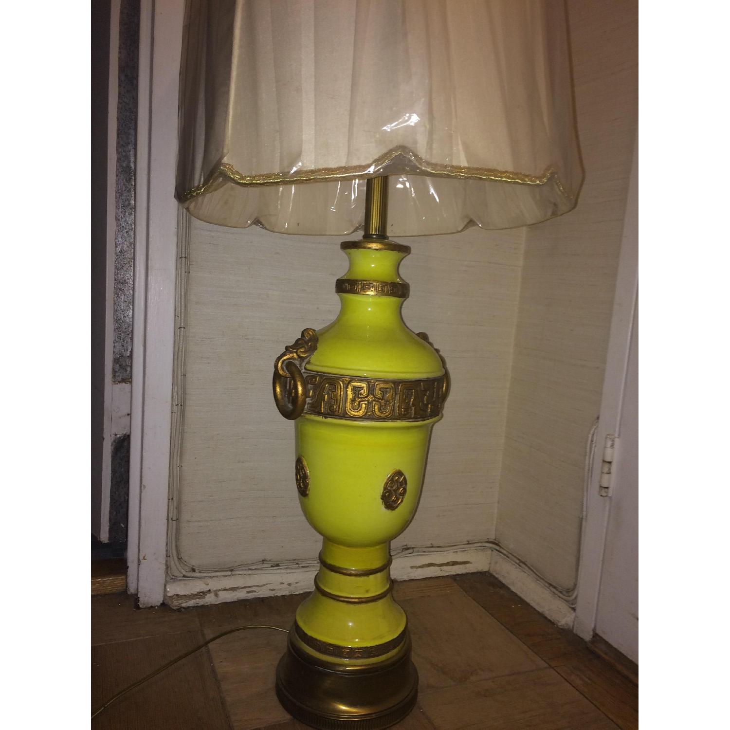 Vintage Asian Inspired Yellow/Gold Table Lamp - image-1