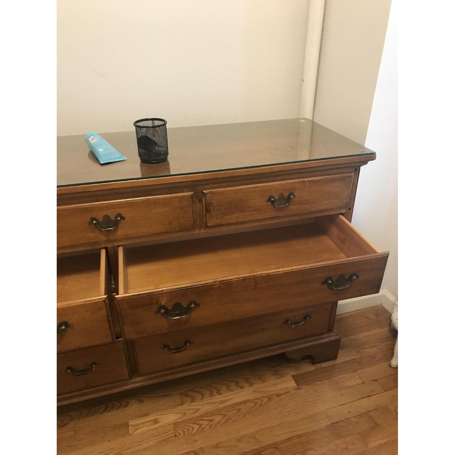 Oak 9 Drawer Dresser - image-4