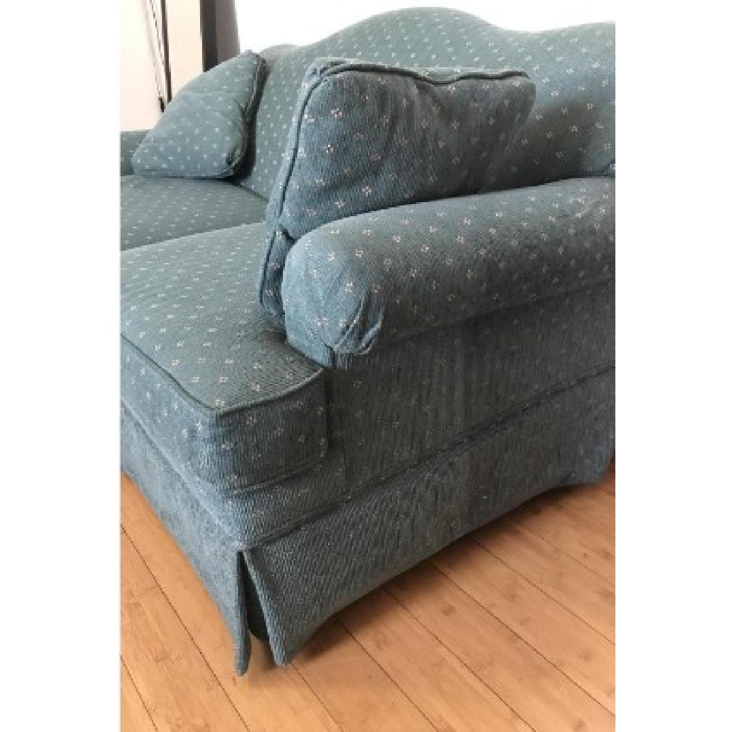 La-Z-Boy Slipcovered Loveseat - image-4