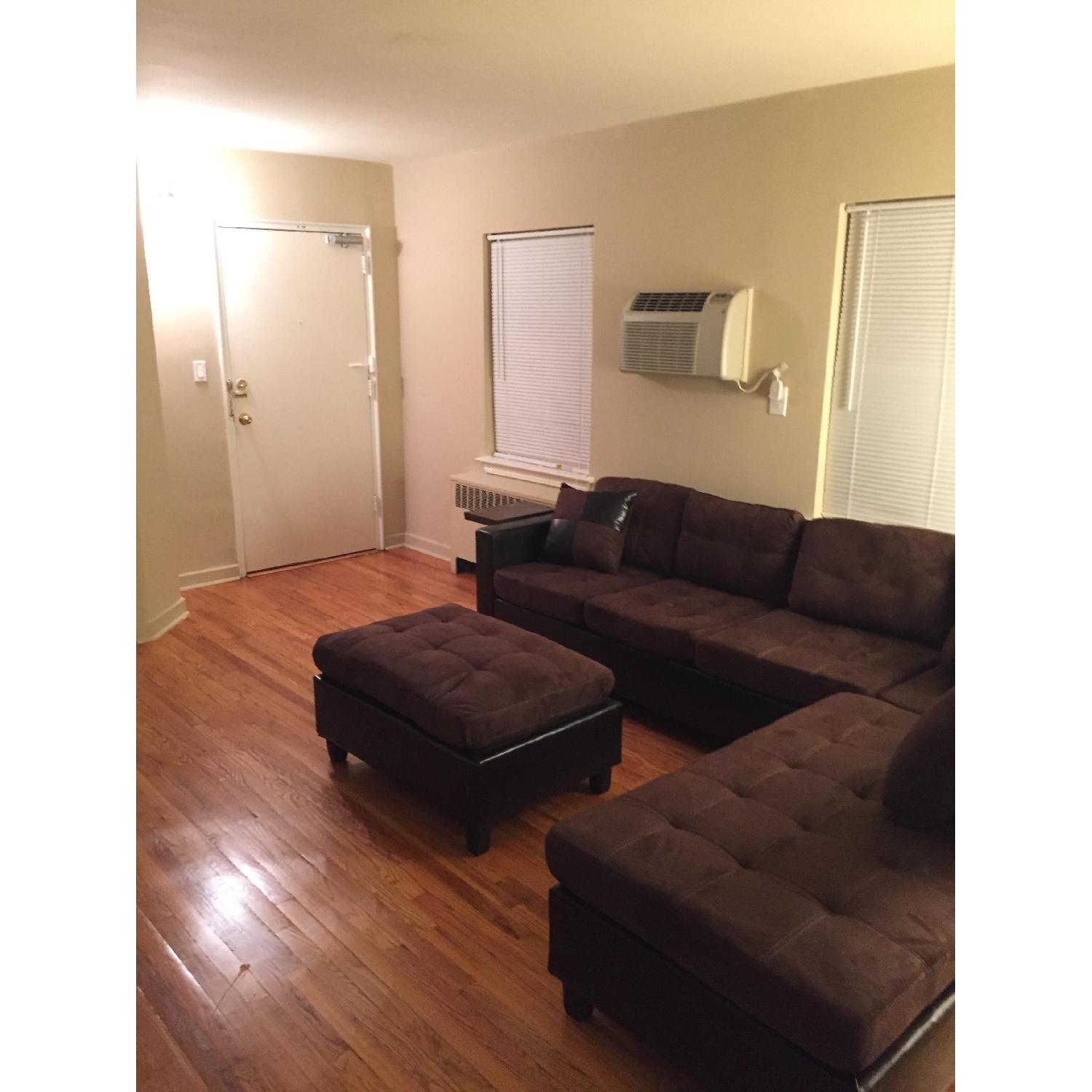 Coaster Mallory Reversible Sectional Sofa - image-1