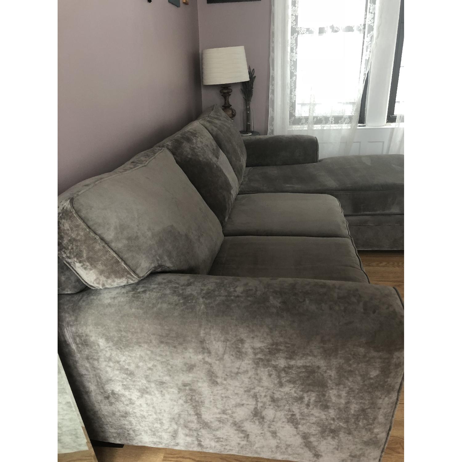 Raymour & Flanigan Artemis Grey 2-Piece Sectional Sofa - AptDeco