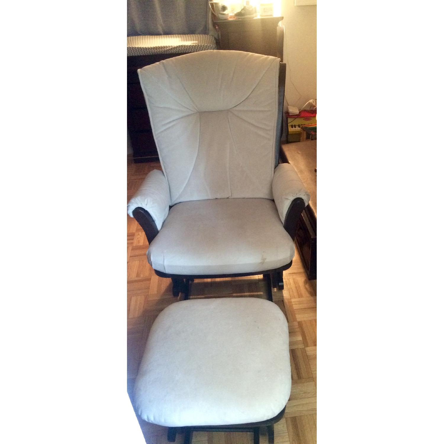 Custom Dutailier Sleigh Grand Glider w/ Matching Ottoman - image-7