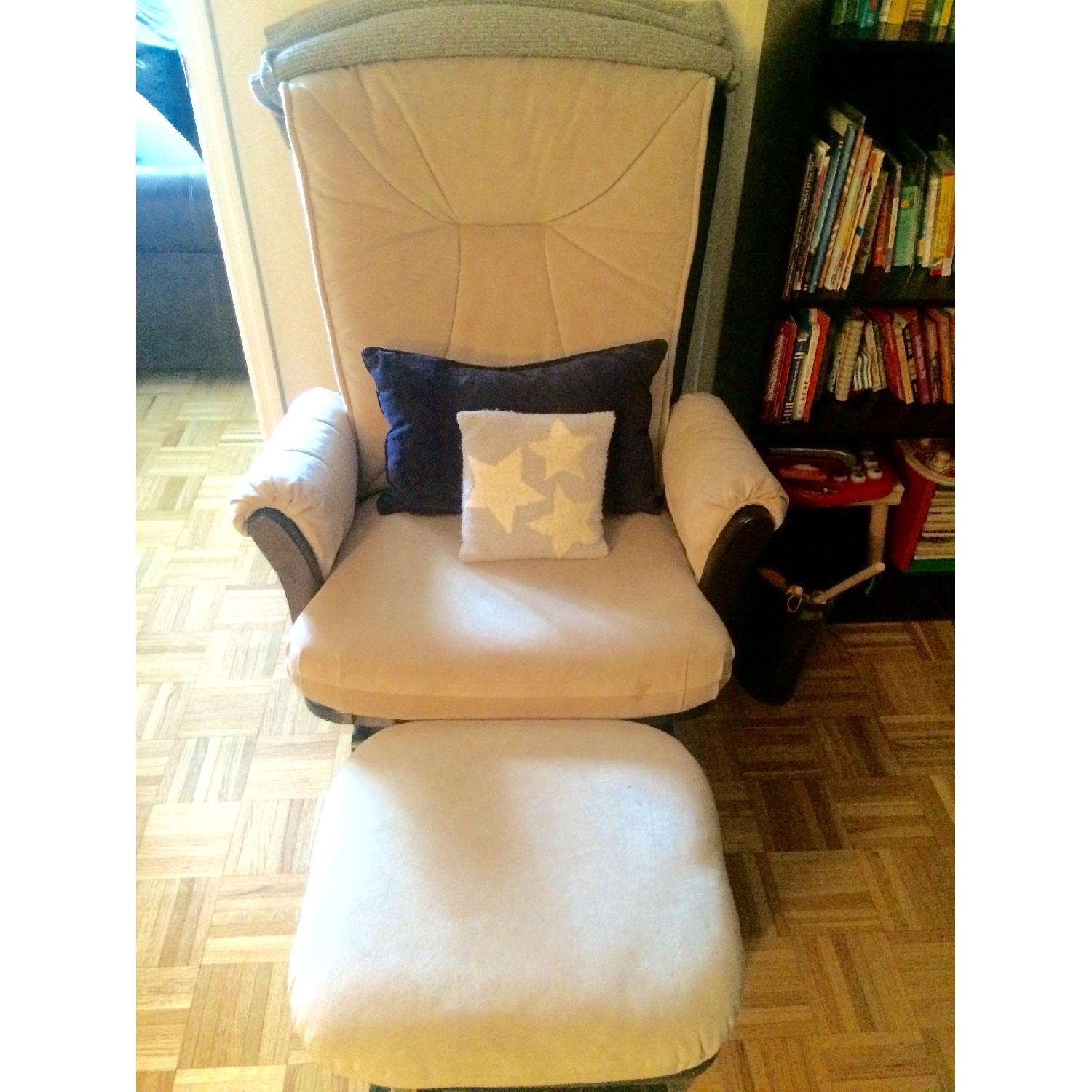 Custom Dutailier Sleigh Grand Glider w/ Matching Ottoman - image-9