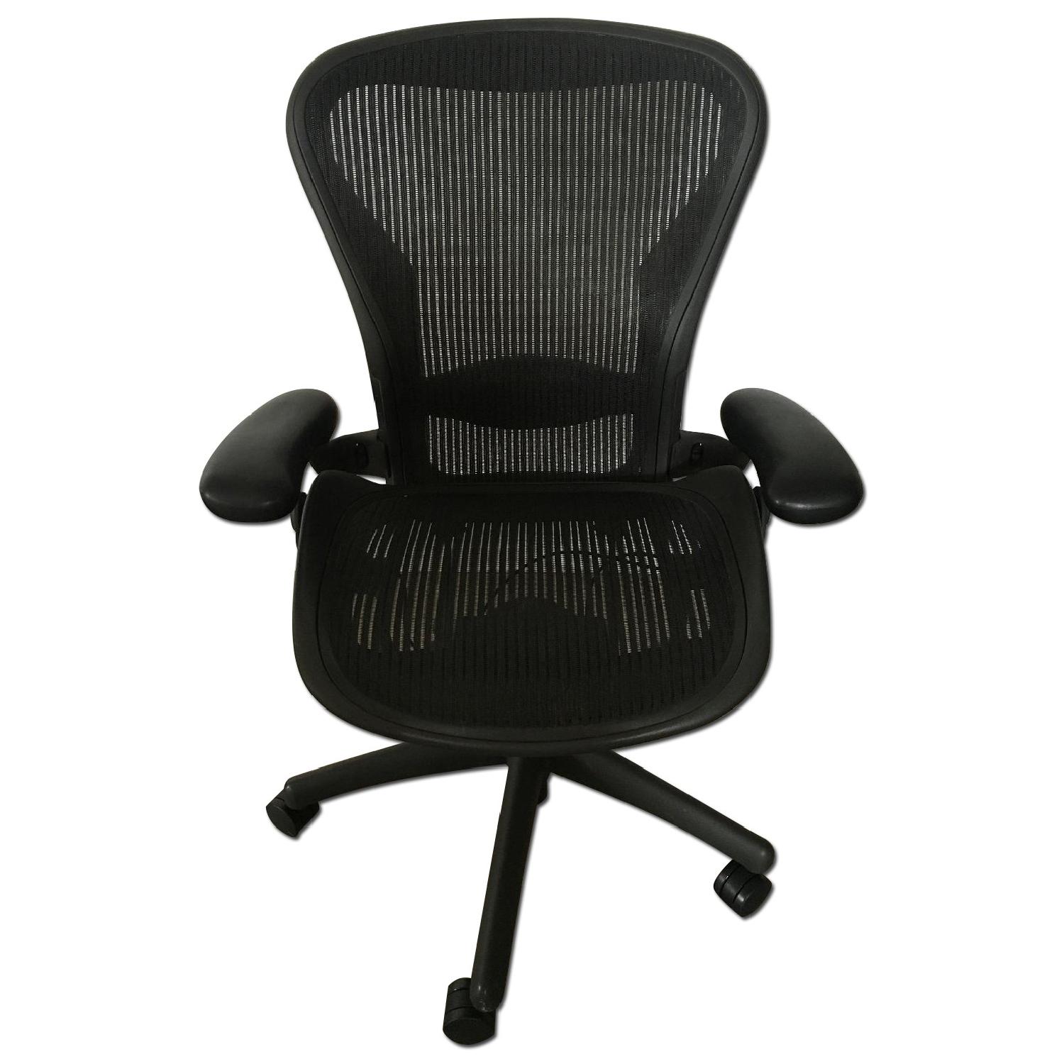 Herman Miller Aeron Chair AptDeco