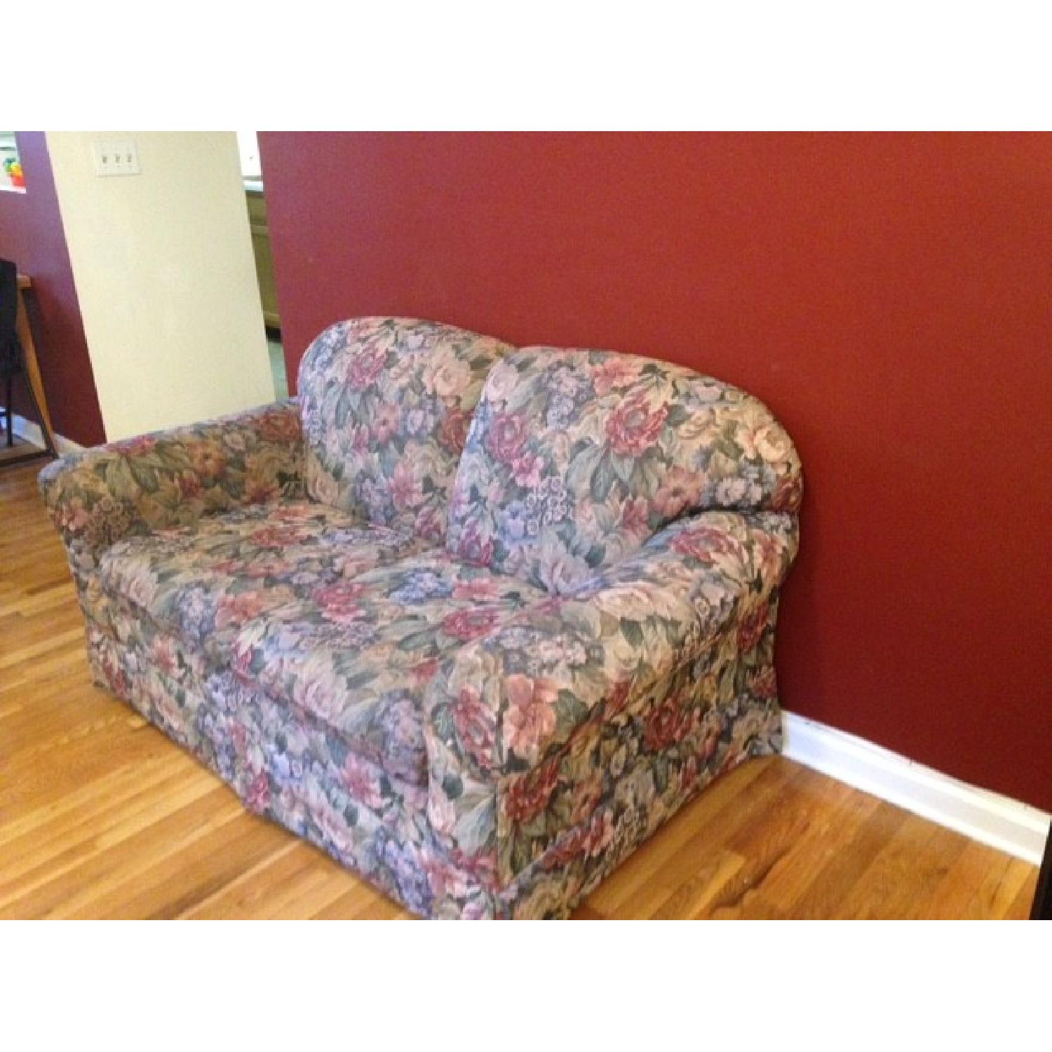 Floral Loveseat - image-3