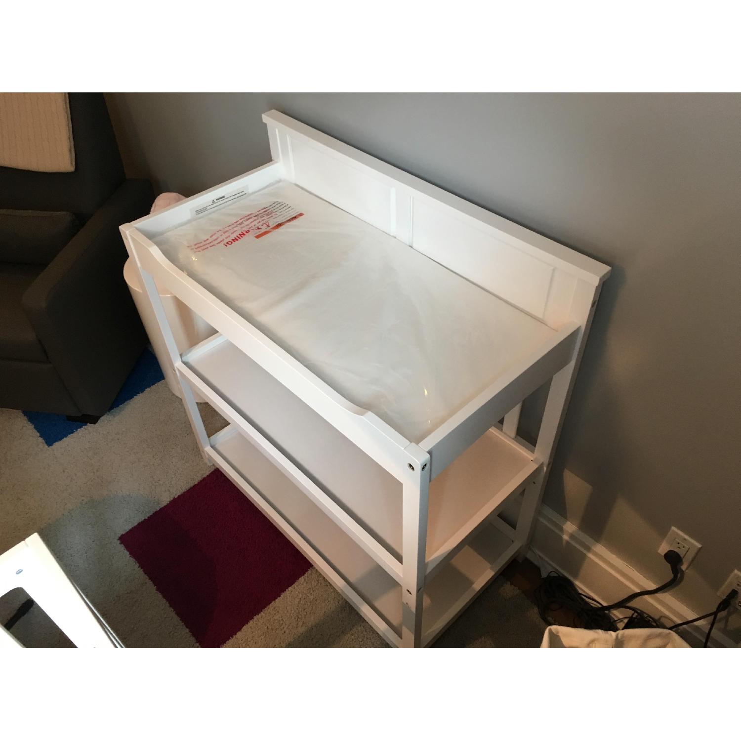 Dream On Me Zoey 3-in-1 Convertible Changing Table - image-2