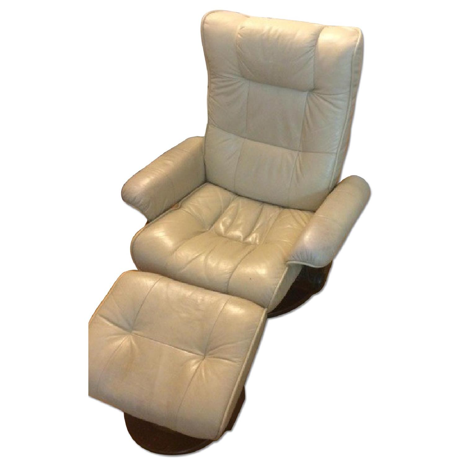 Raymour & Flanigan Reclining Chair & Ottoman AptDeco
