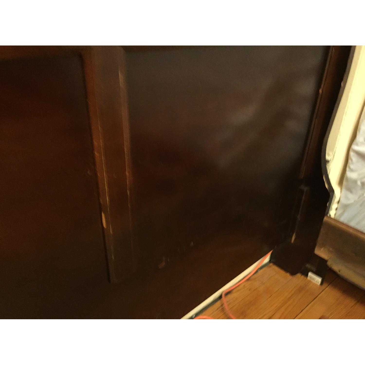 Queen Size Sleigh Bed - image-1