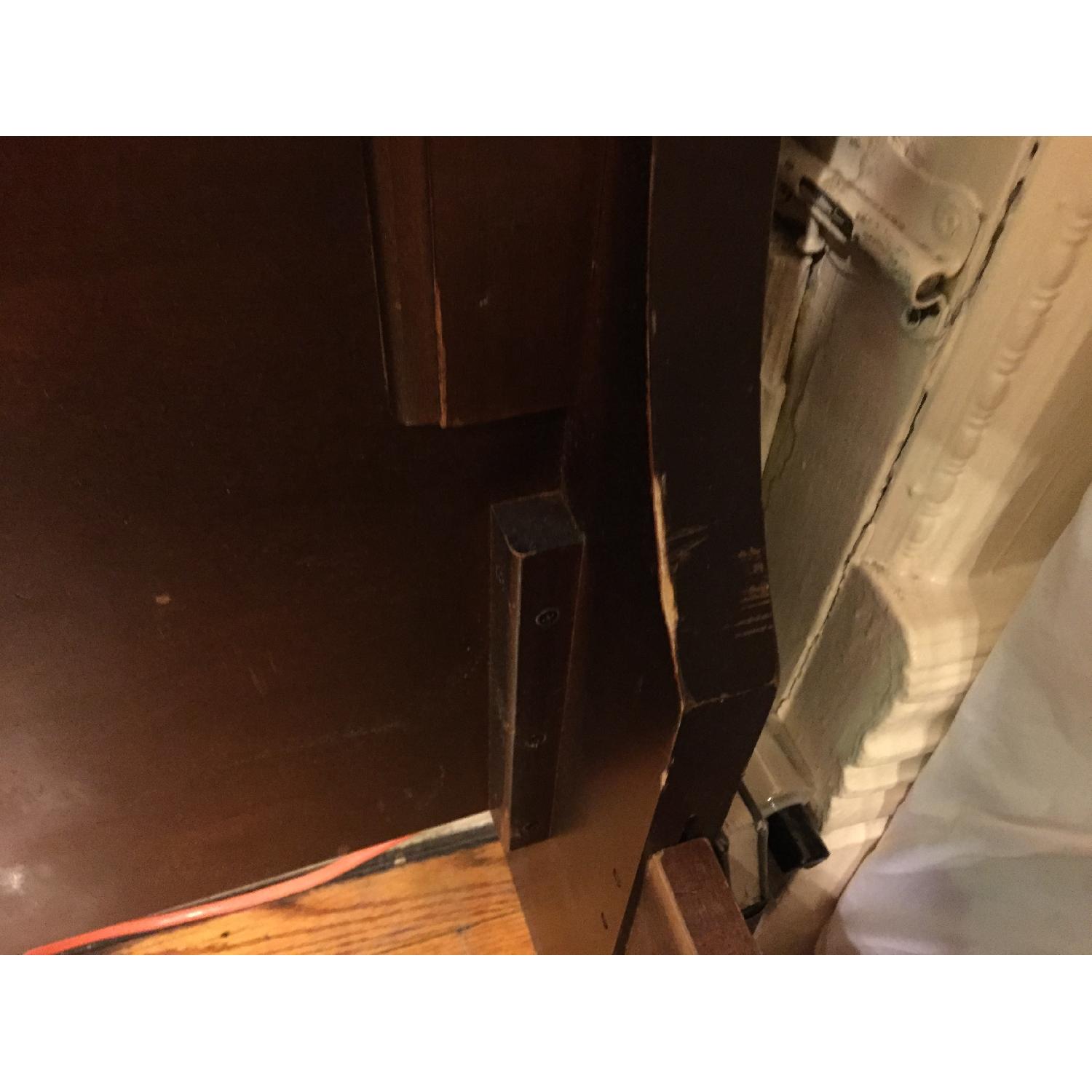 Queen Size Sleigh Bed - image-9