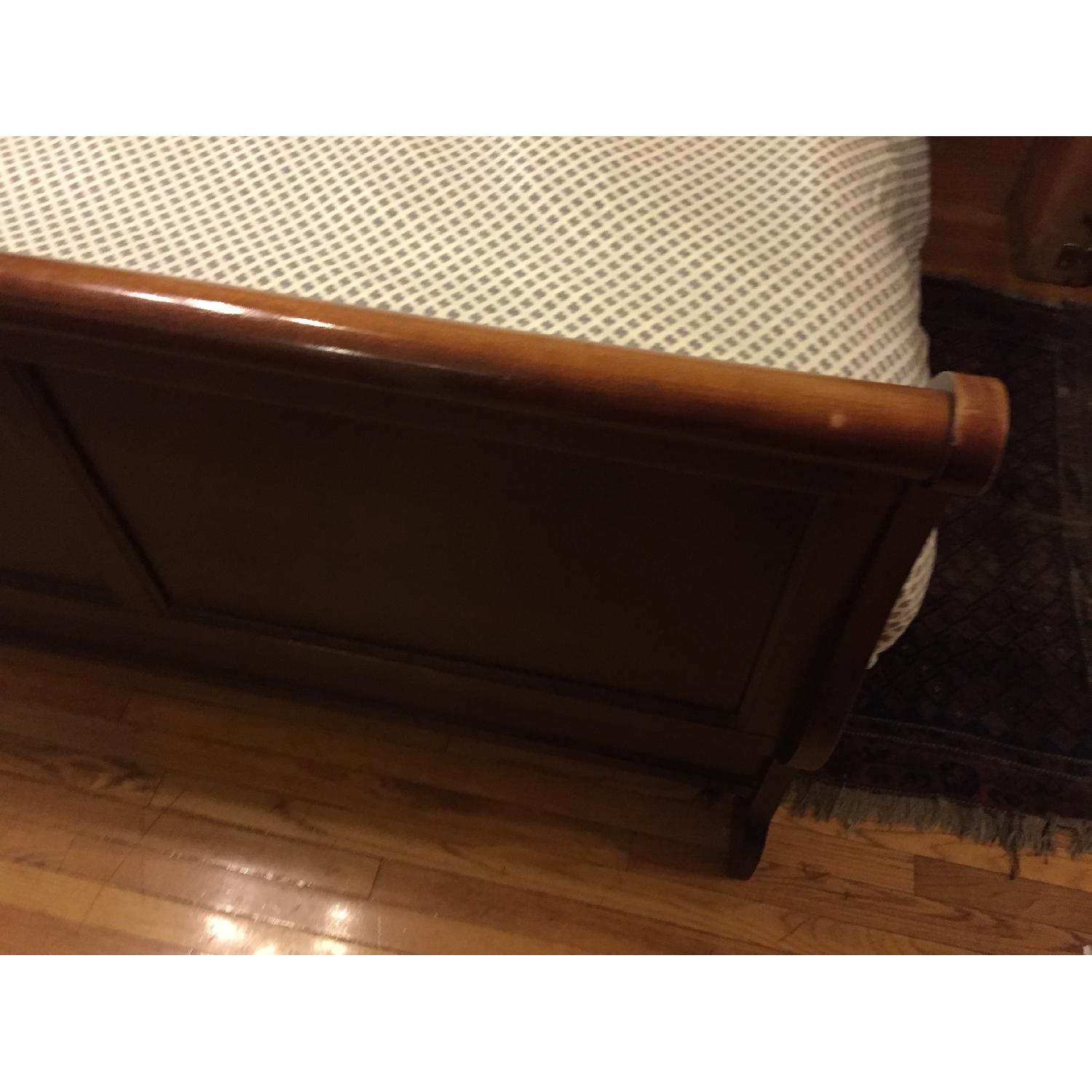 Queen Size Sleigh Bed - image-19