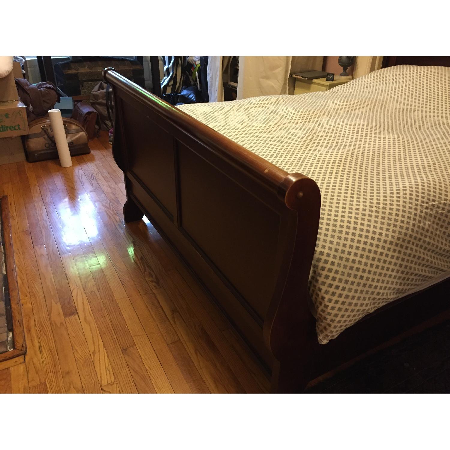 Queen Size Sleigh Bed - image-20