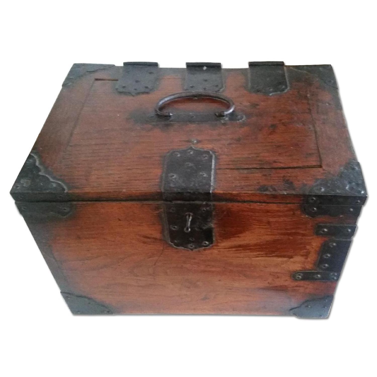 Antique Tea Box AptDeco