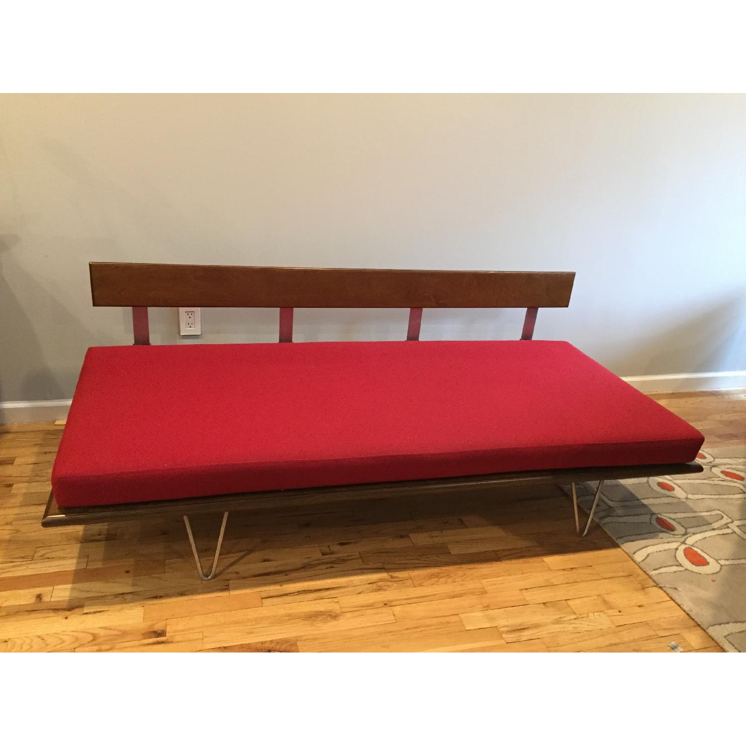Modernica Case Study V-Leg Day Bed - image-7