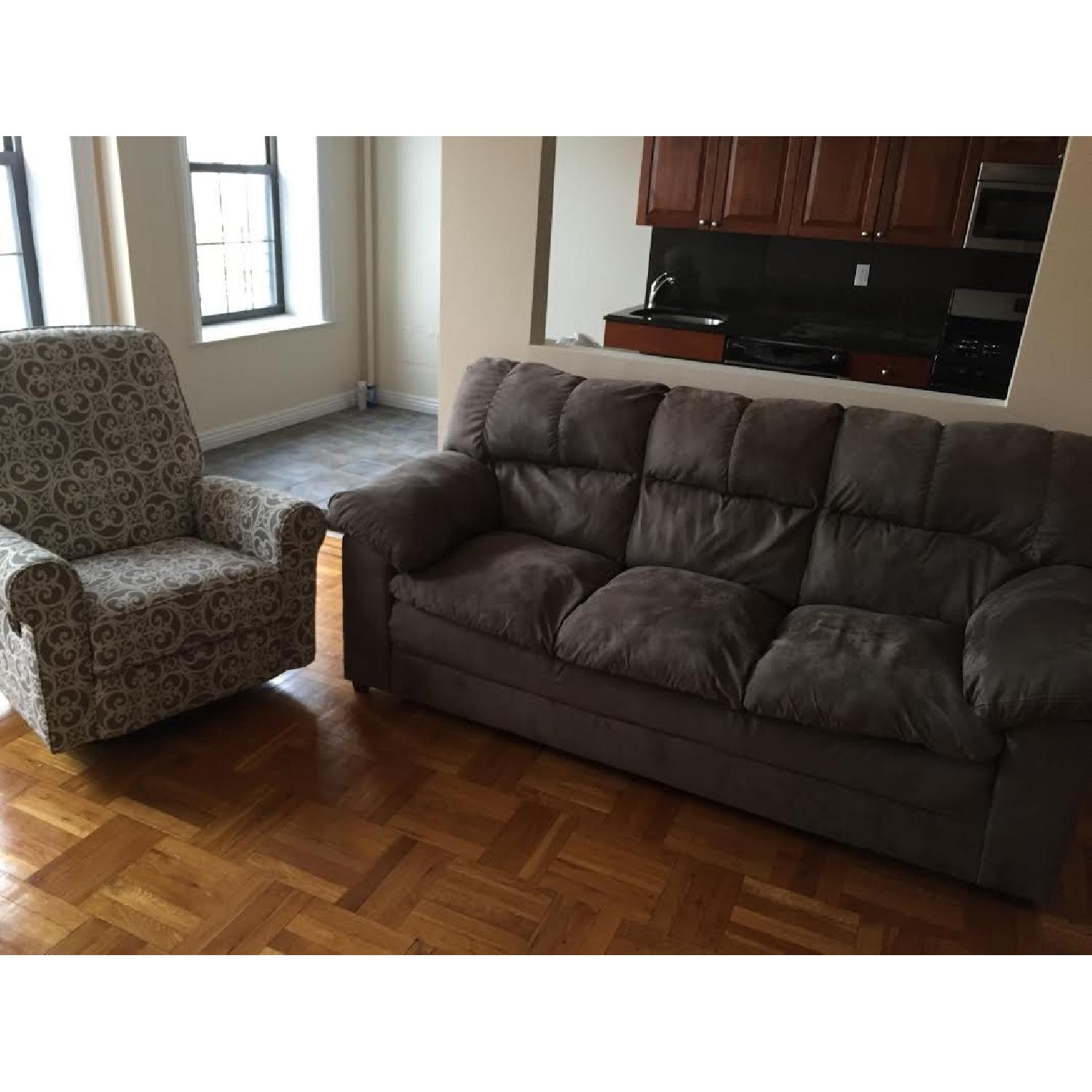 Jackson Chair Corp. Recline & Swivel Glider Chair - image-2