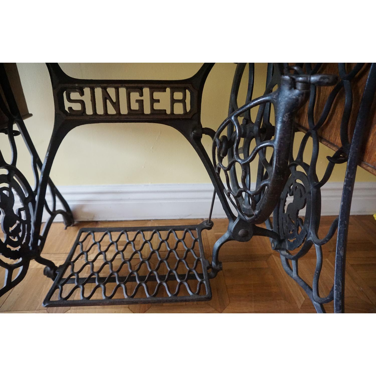 1903 Singer Sewing Machine Table - image-6