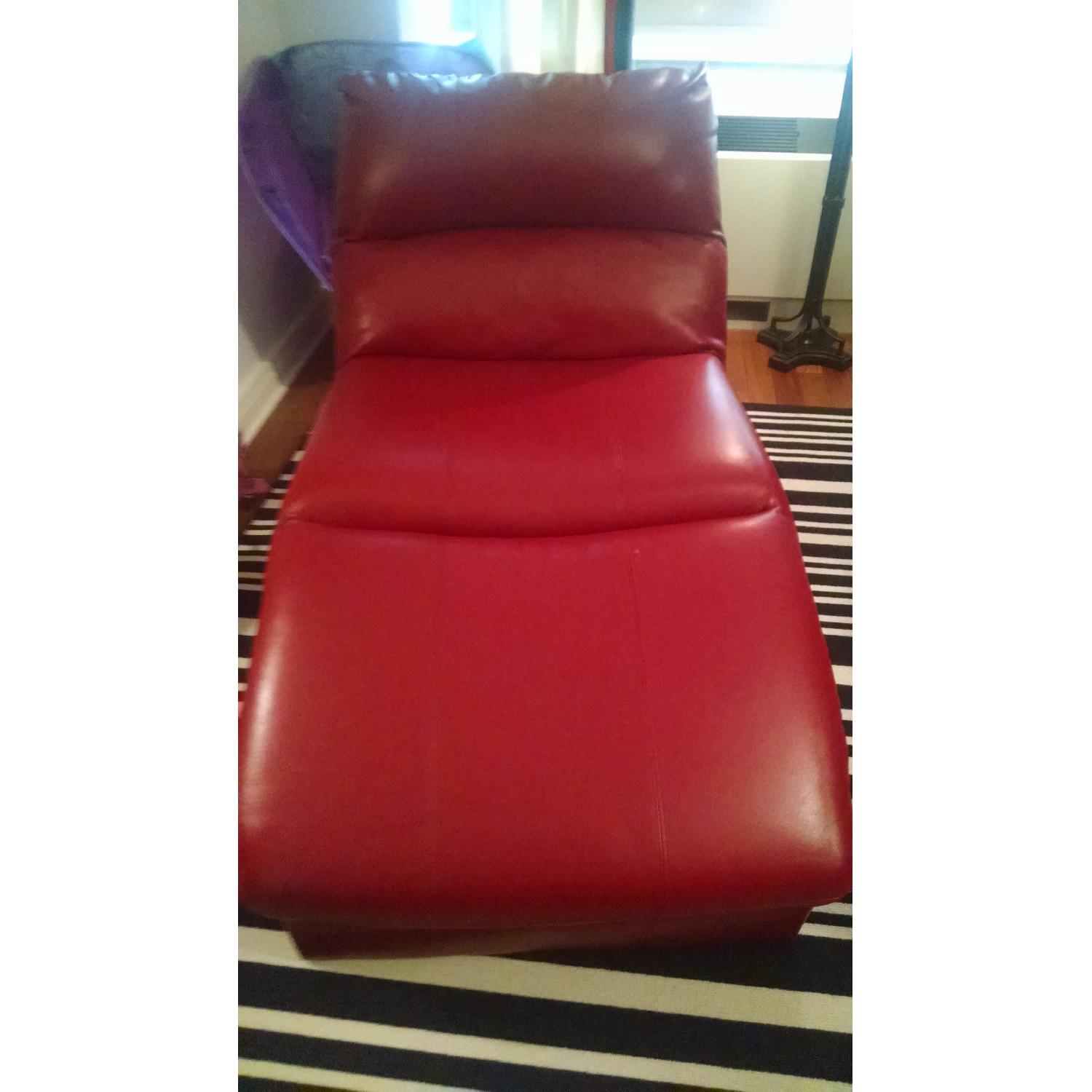 Ashley's Red Leather Chaise - image-1