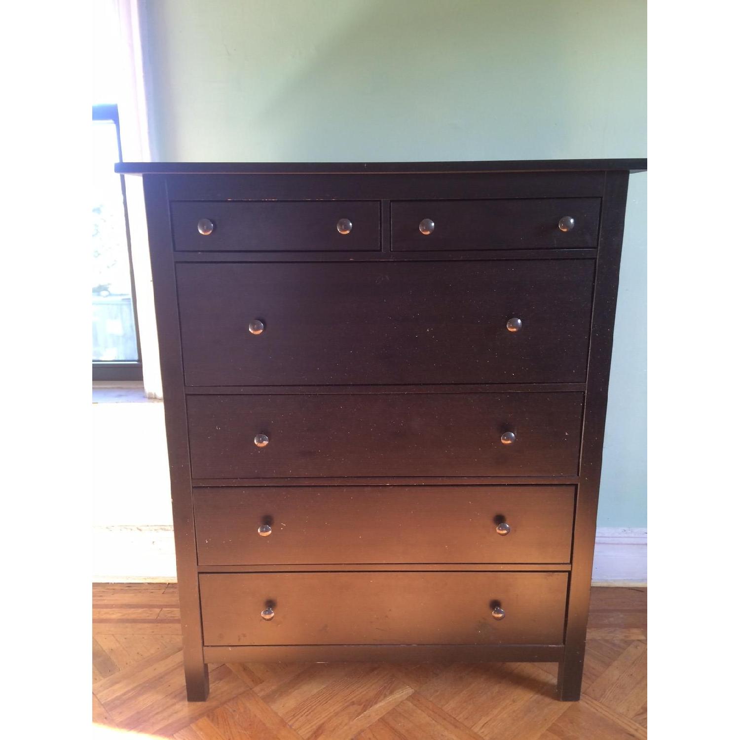 Ikea Hemnes 6- Drawer Dresser in Black - image-1