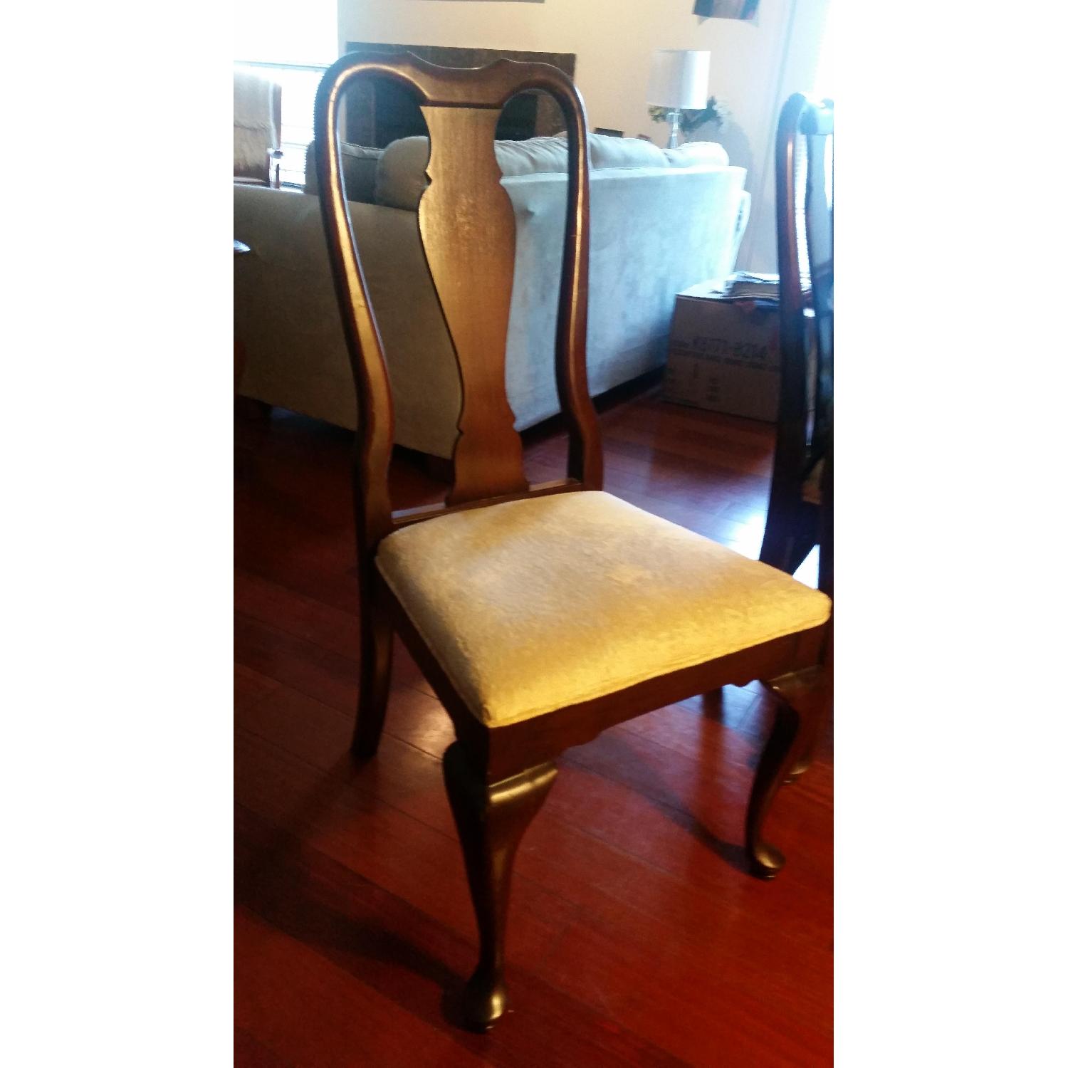 Dining Table w/ 6 Chairs - image-1