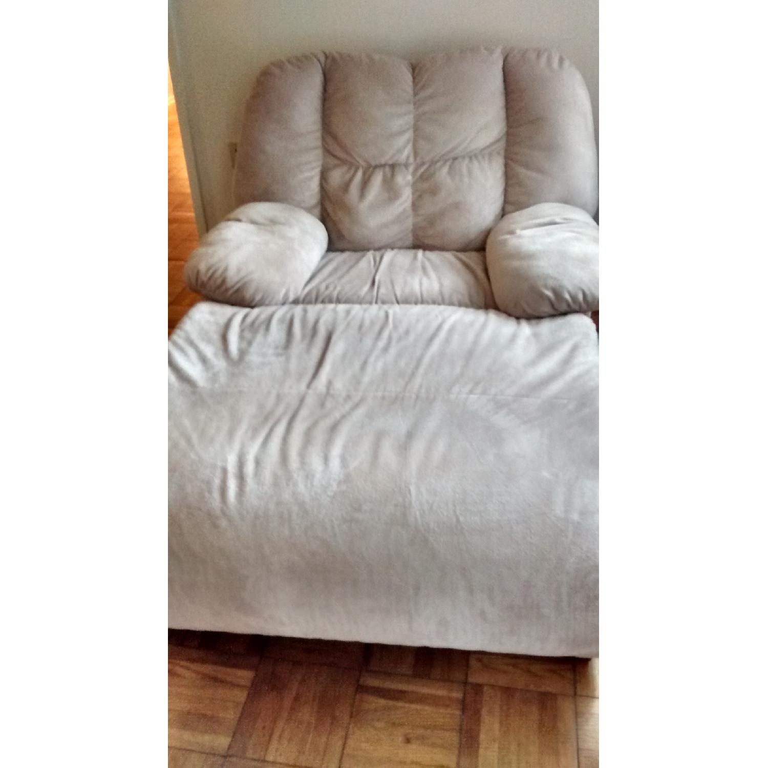 Ashley's Taddy Chaise - image-1