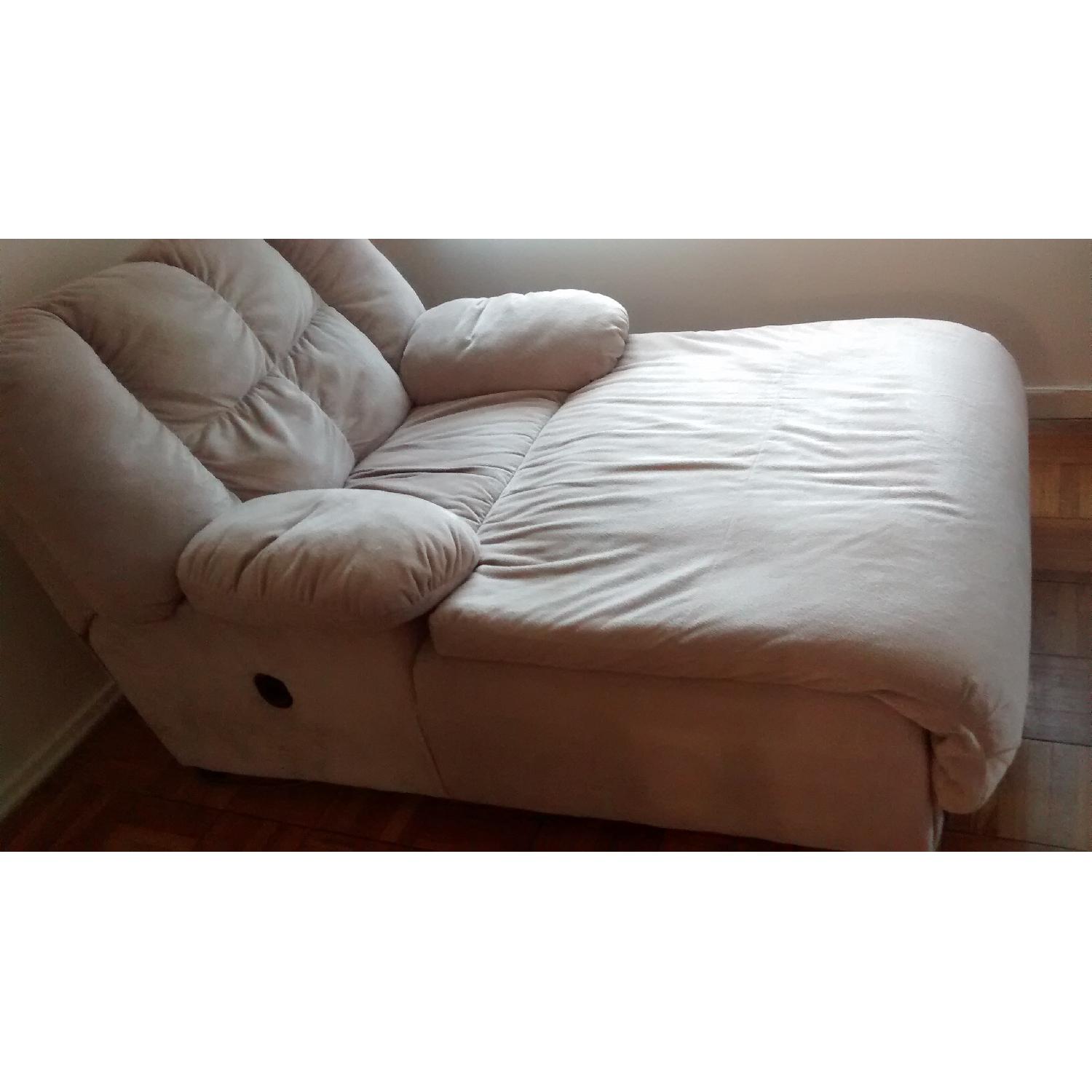 Ashley's Taddy Chaise - image-3