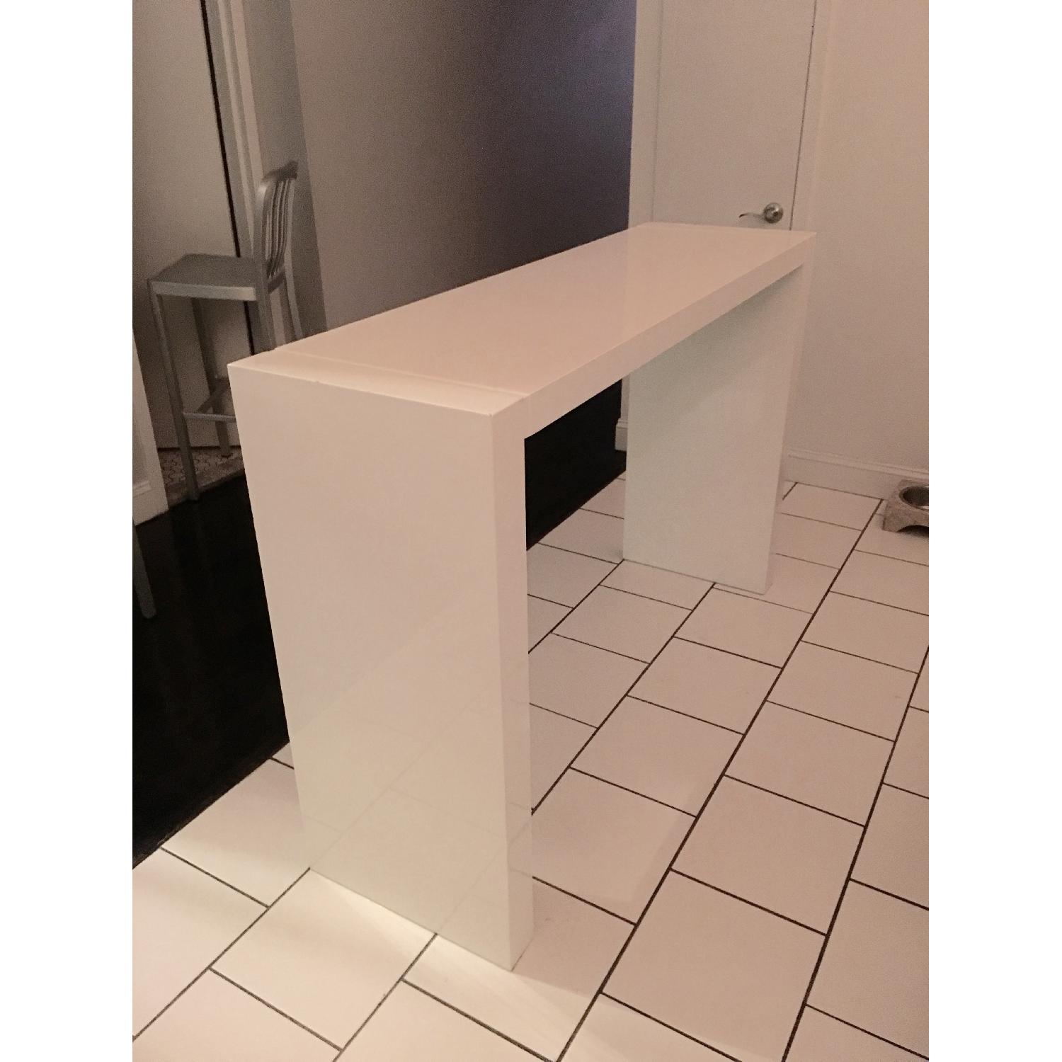 White Glossy Kitchen Island AptDeco