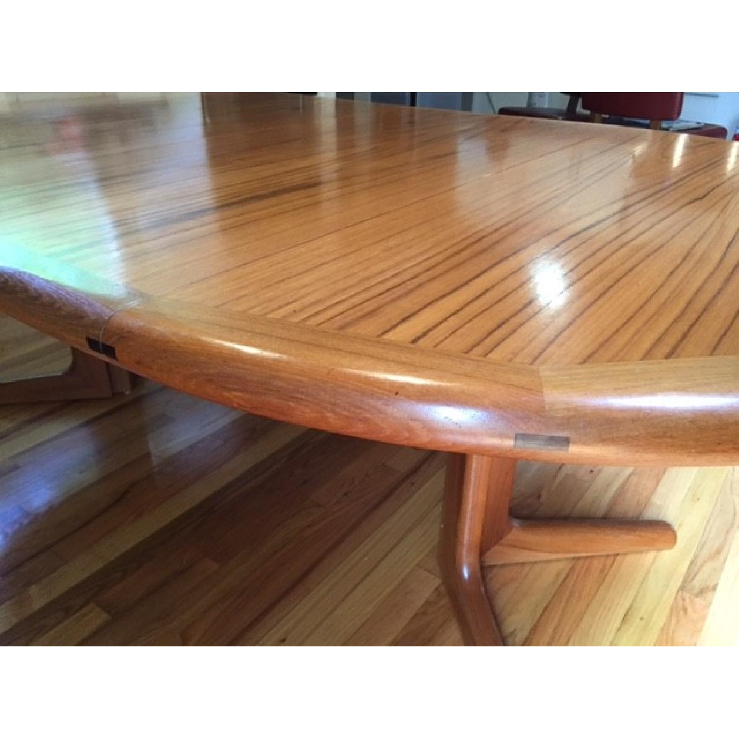 Mid-Century Modern Solid Wood Round Dining Table - image-4