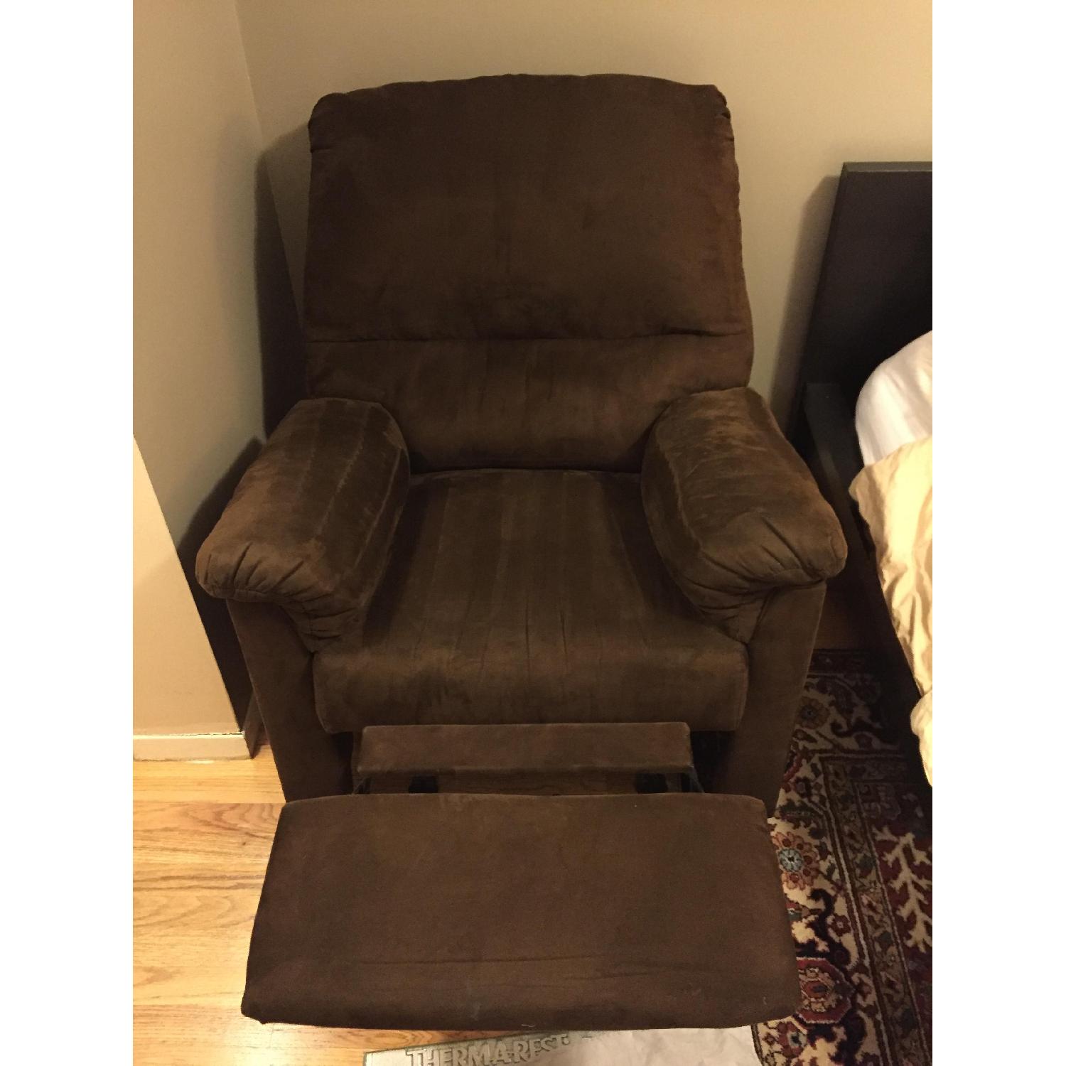 Ashley's Recliner - image-1