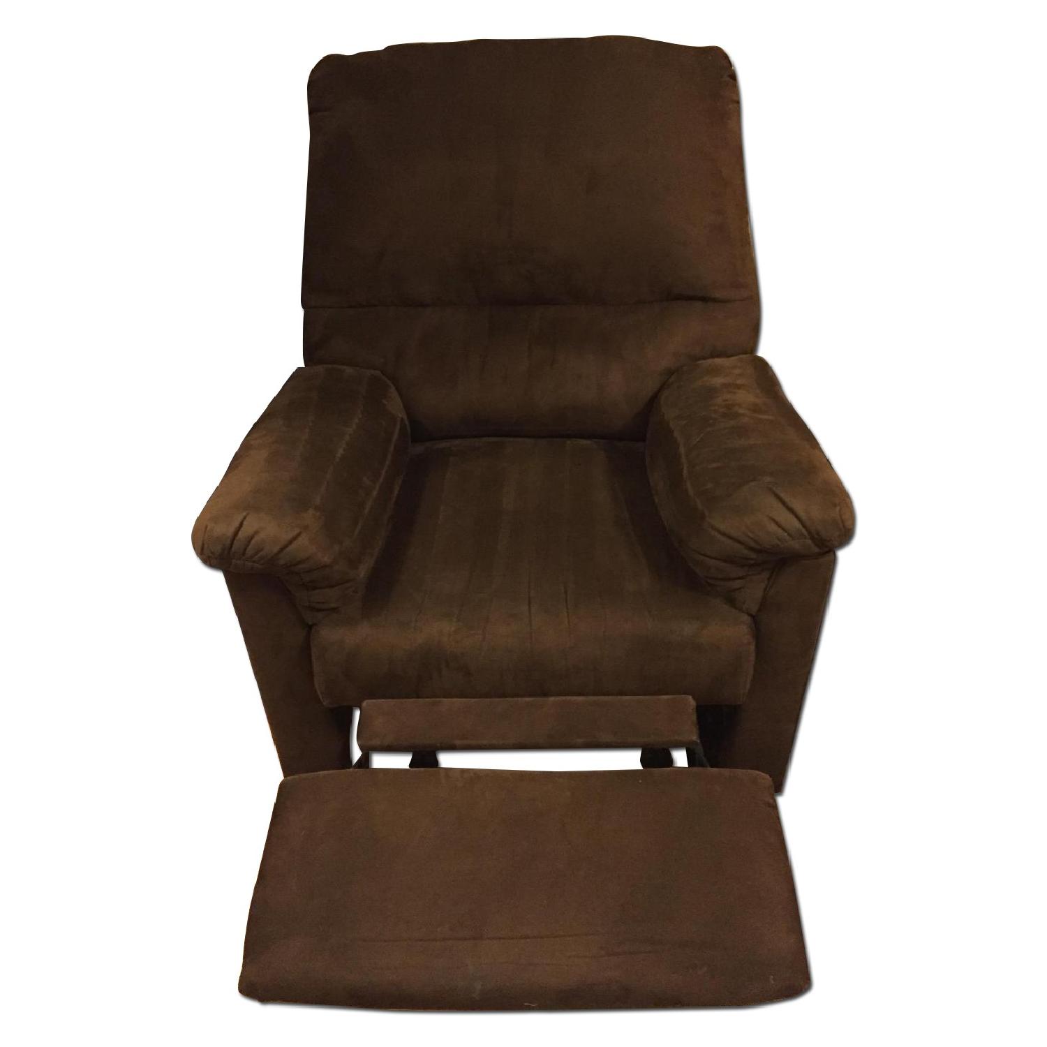 Ashley's Recliner - image-0