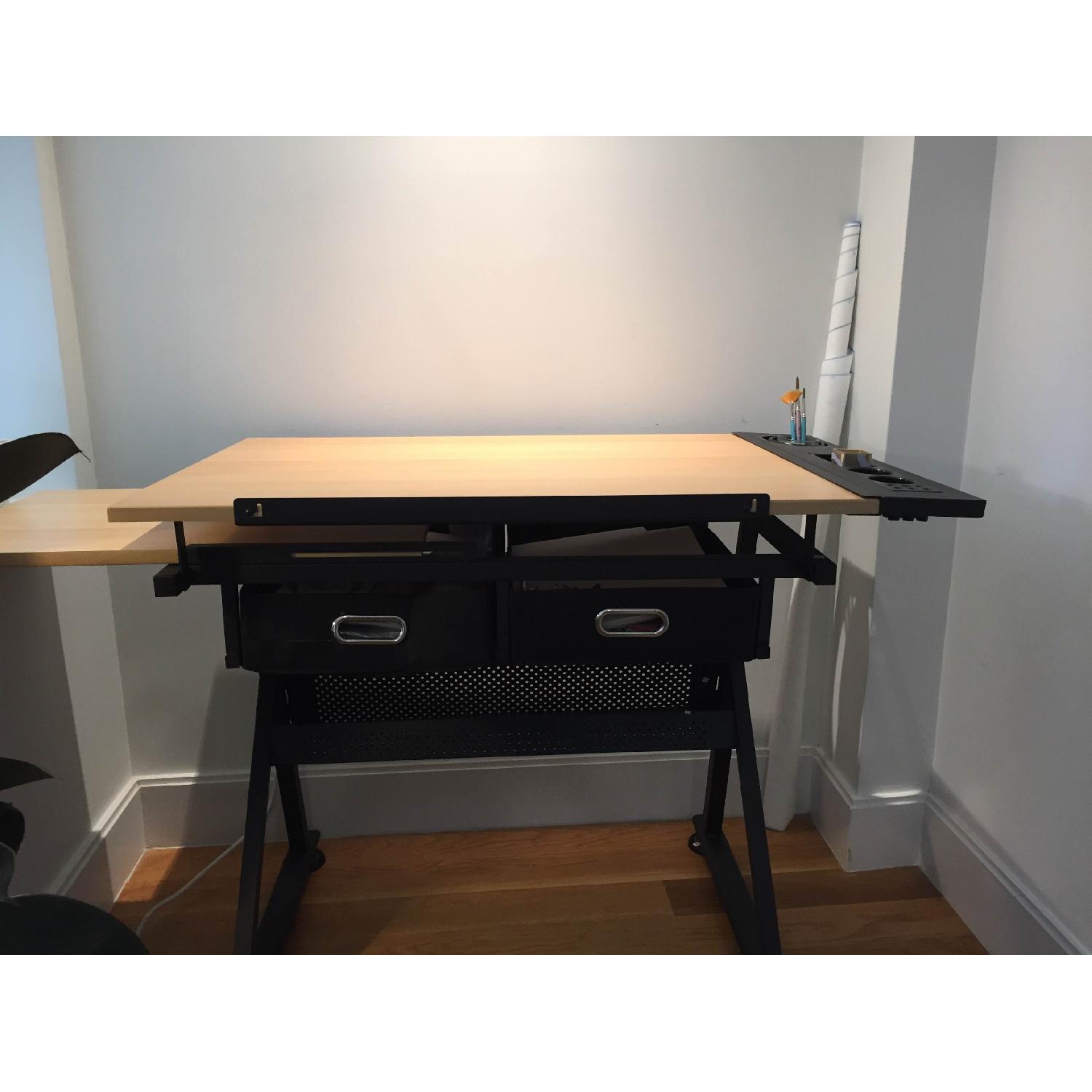 Artist Desk - image-2