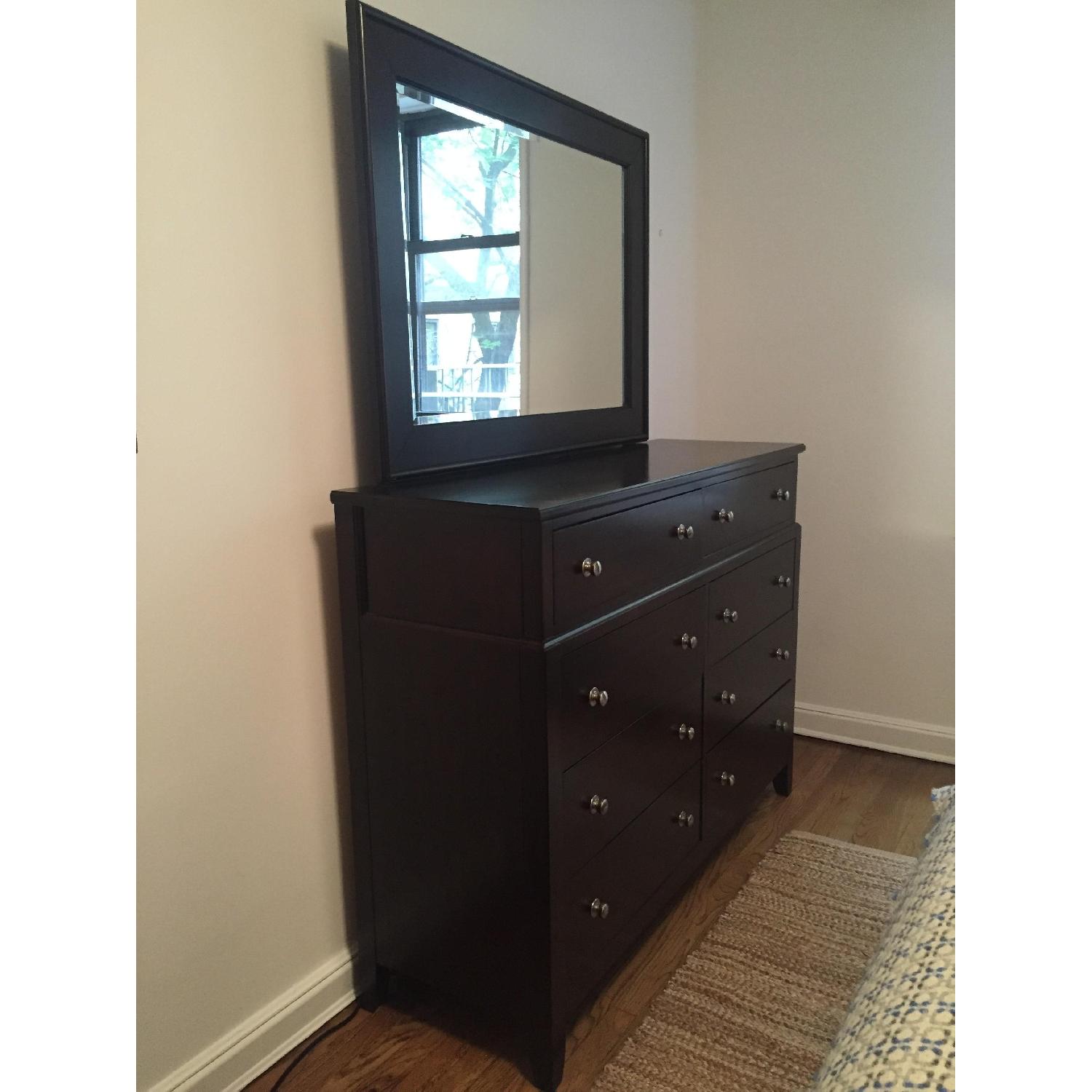 Contemporary 8 Drawer Dresser w/ Mirror - image-4