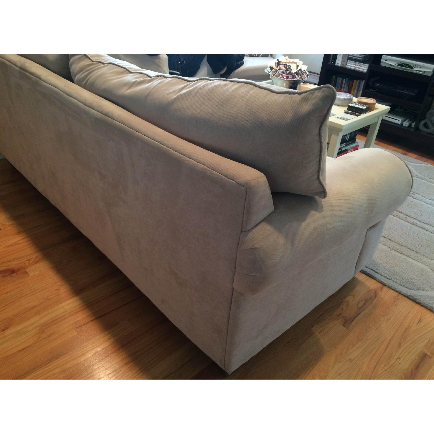 Raymour & Flanigan Vegas Queen Sleeper Sofa - image-4