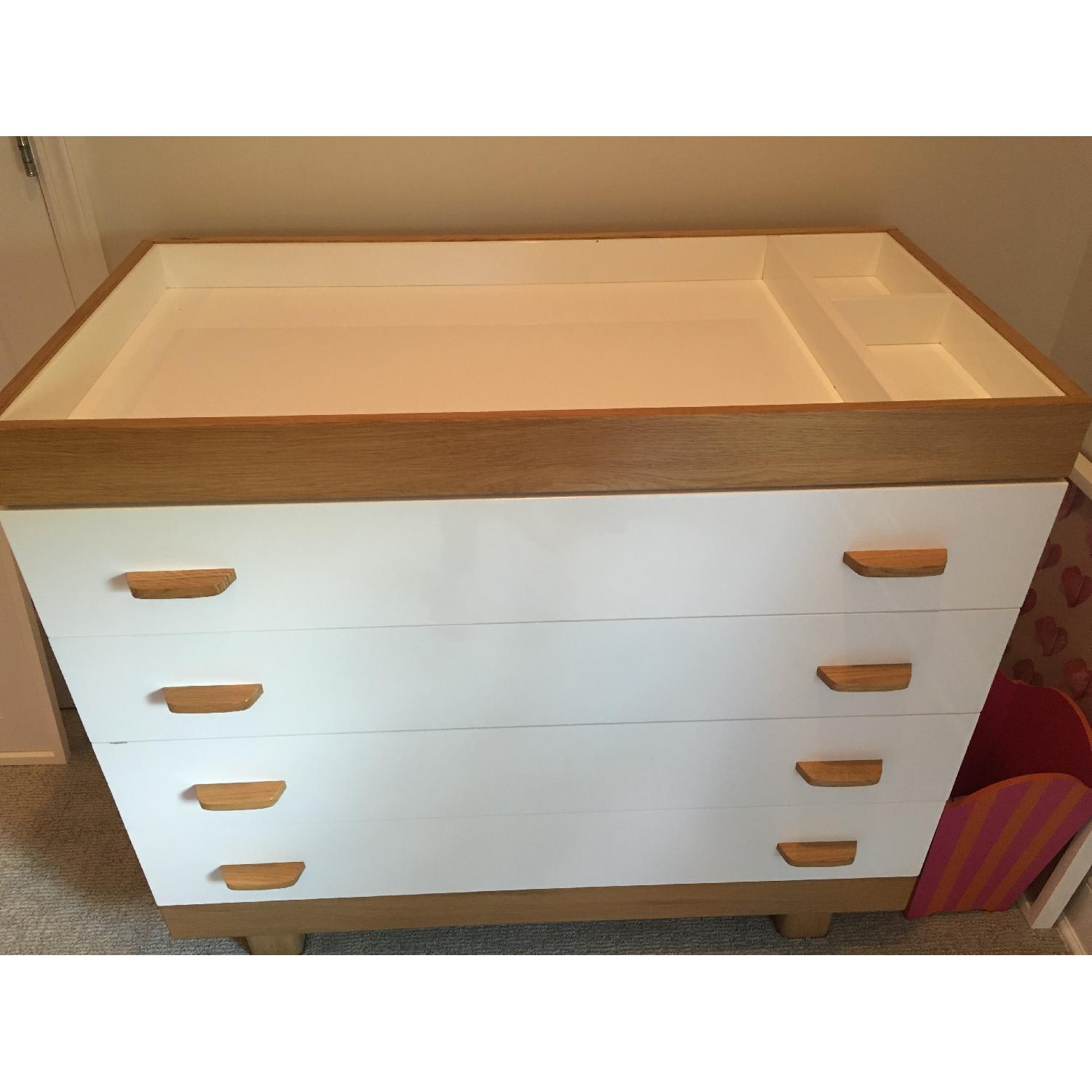 Netto Collection 2 Tone Storage Drawer Crib + Changing Table/Dresser - image-8