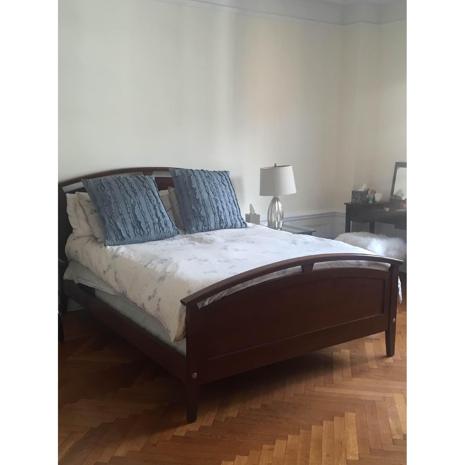 Ethan Allen Queen Bed - image-3