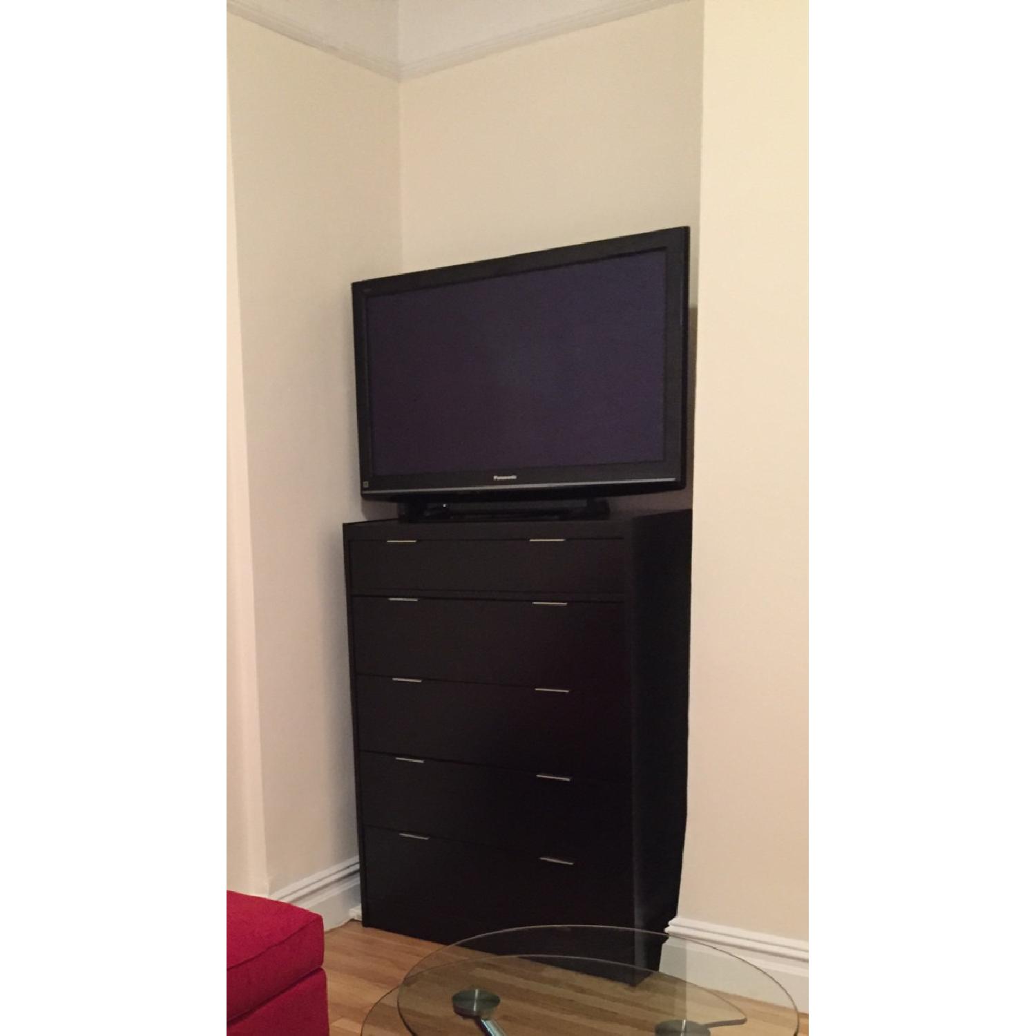 Raymour & Flanigan Dark Brown/Black Wood Dresser/Bedroom Chest - image-3