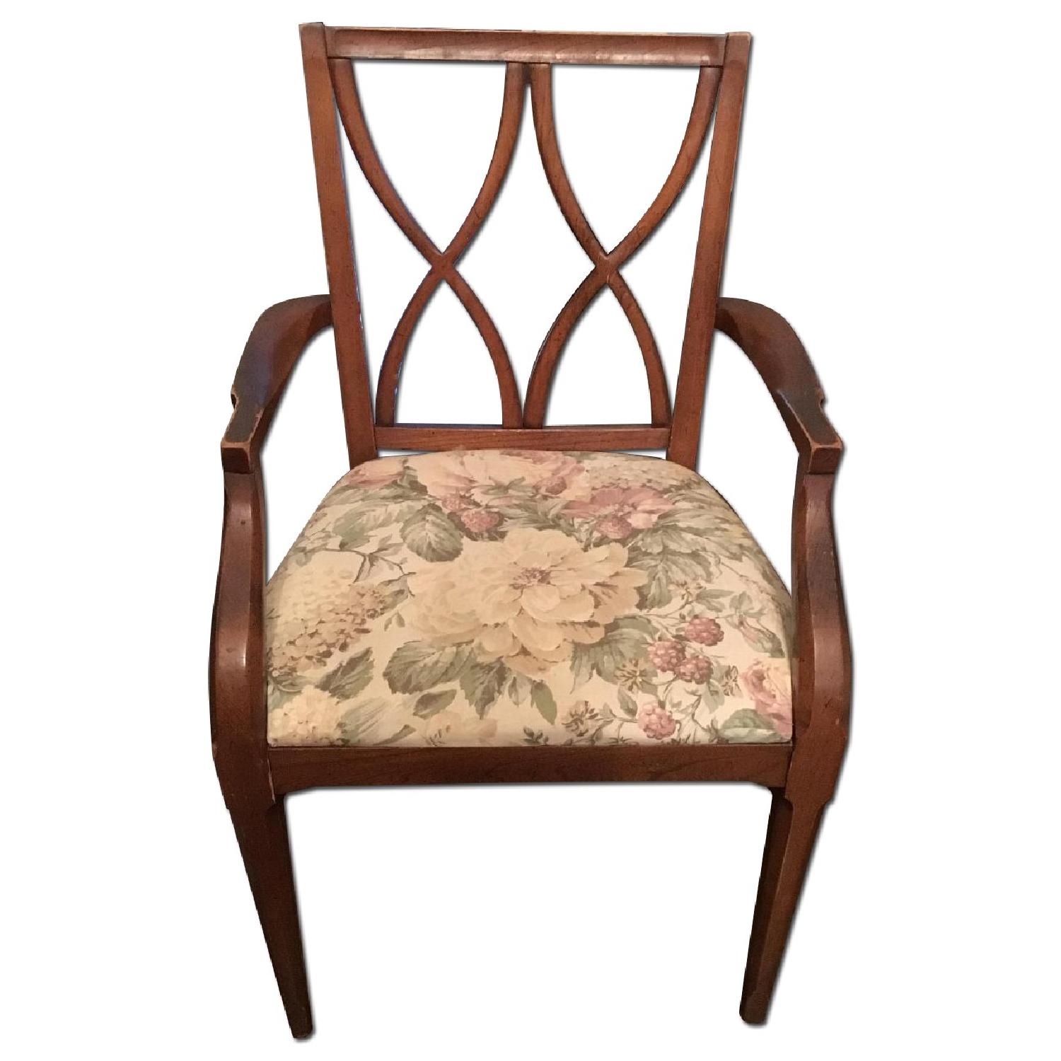 Dining Table w/ 6 Chairs - image-6