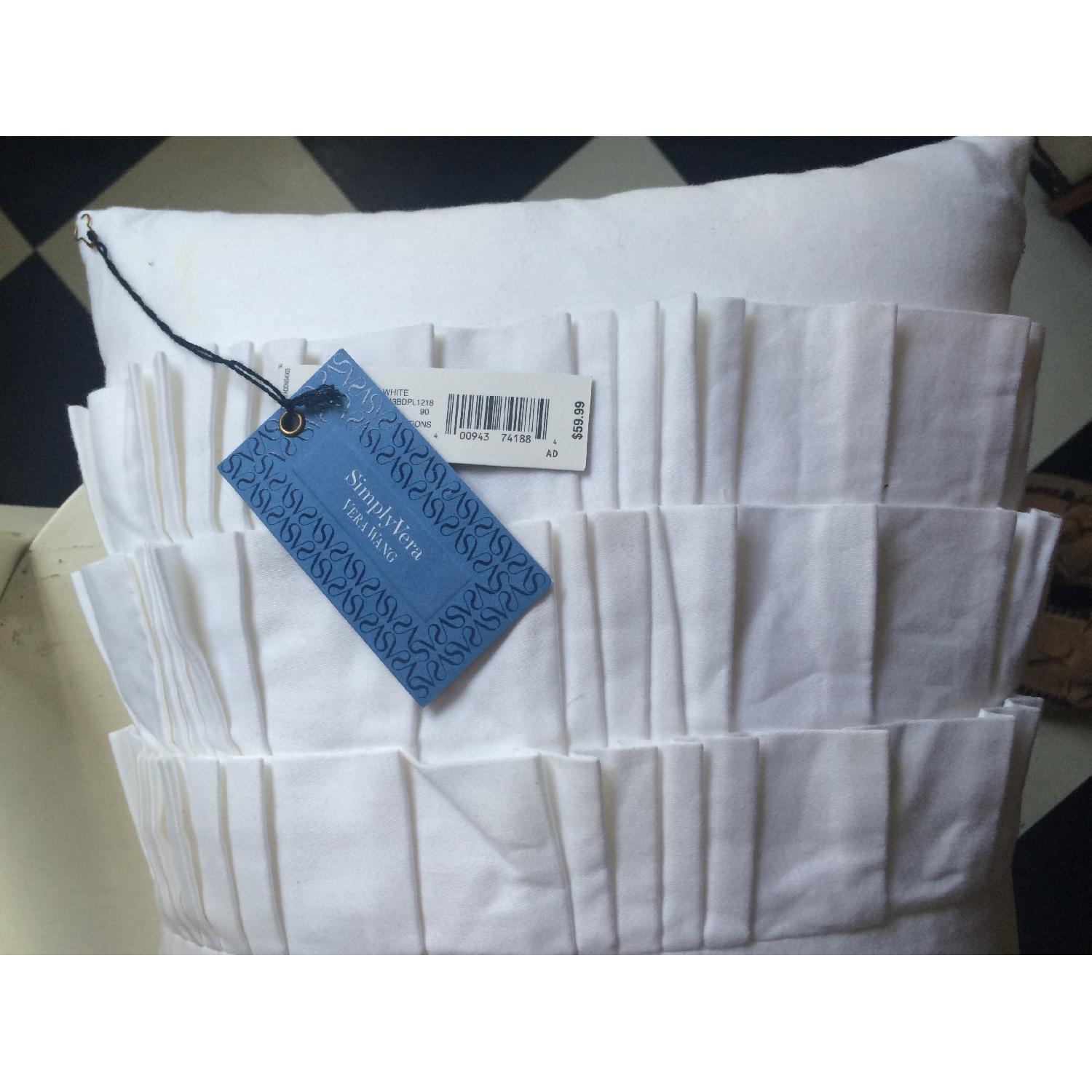 Vera Wang Decorative Pillows - image-3