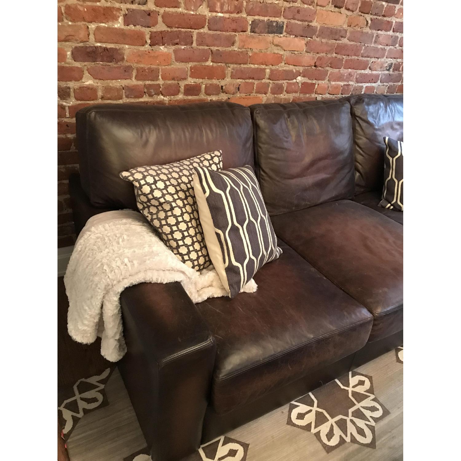 Pottery Barn Turner Leather Sofa Aptdeco