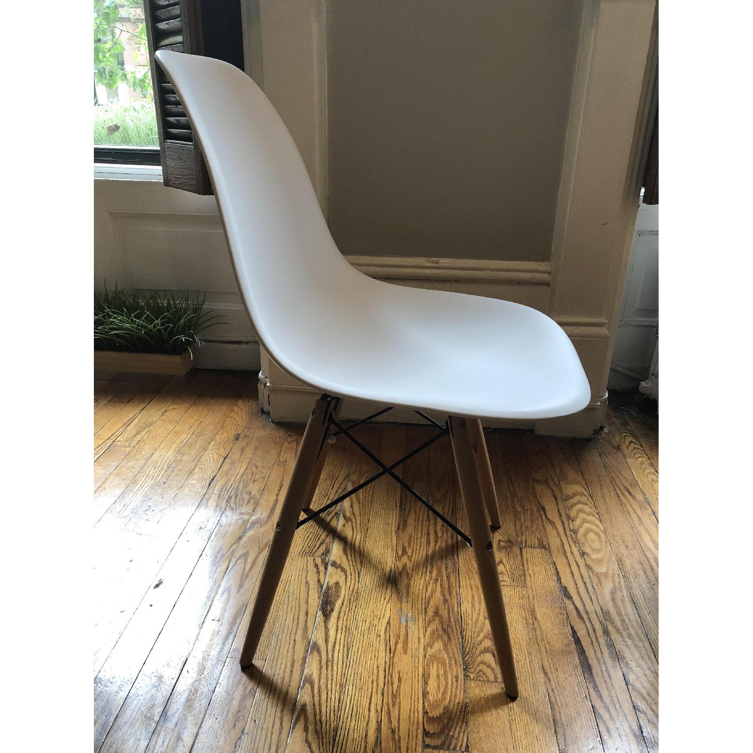 Eames Inspired Chairs - AptDeco