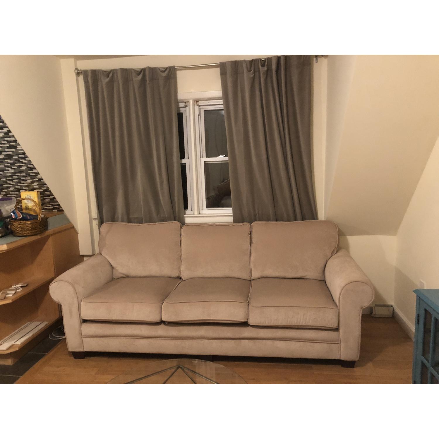 Bob's Maggie II Sofa - image-1