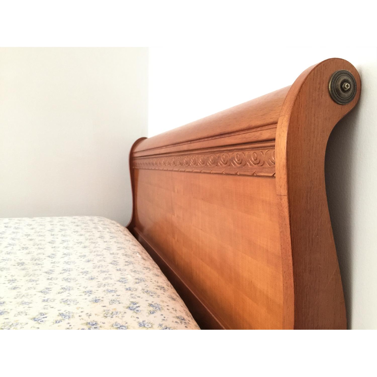 Solid Wood Full Size Sleigh Bed - image-4