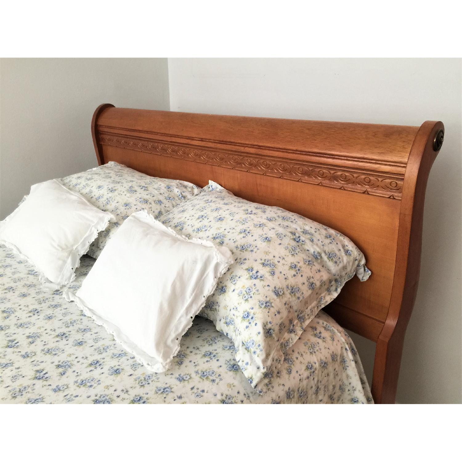 Solid Wood Full Size Sleigh Bed - image-5
