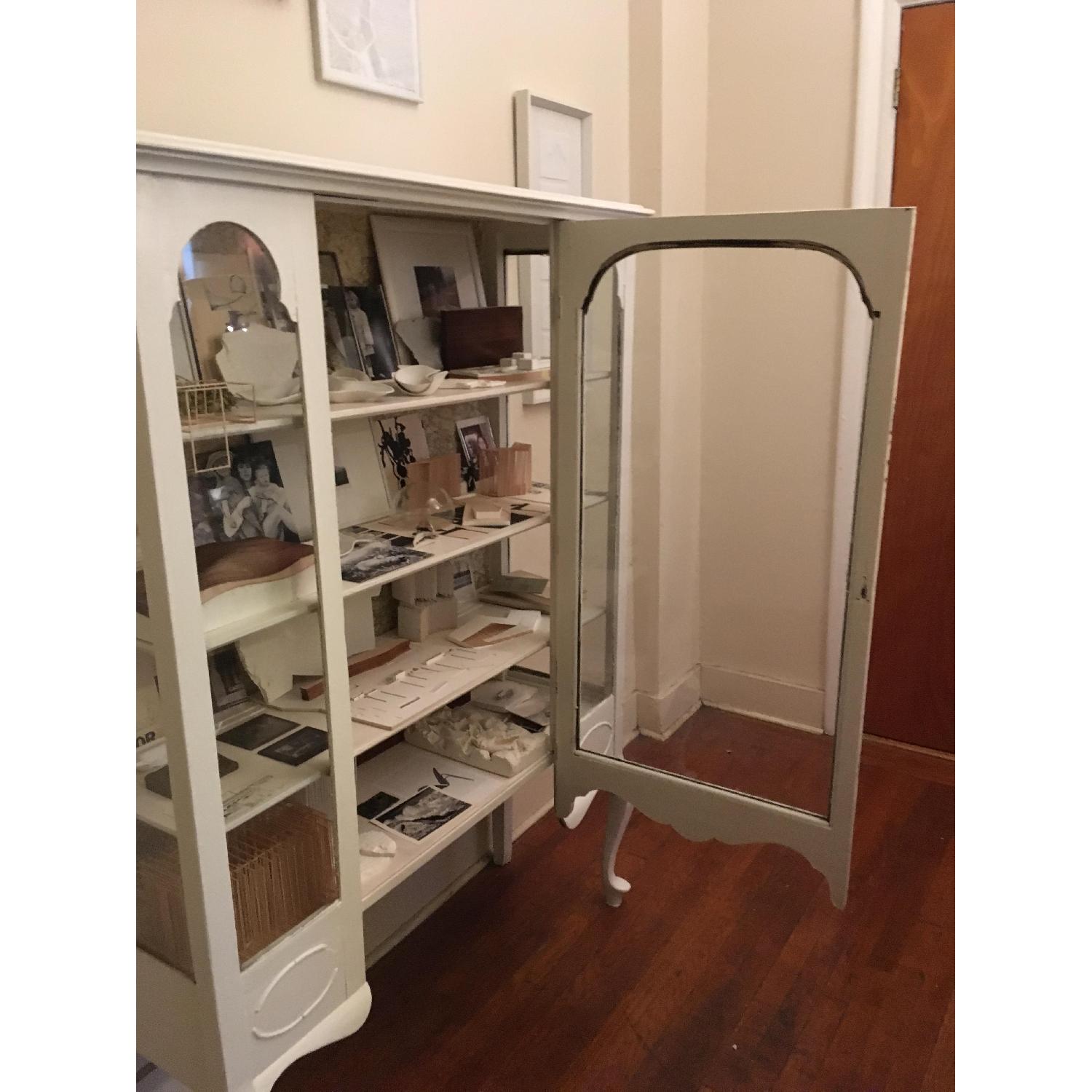 Vintage Curio/Display Cabinet - image-5